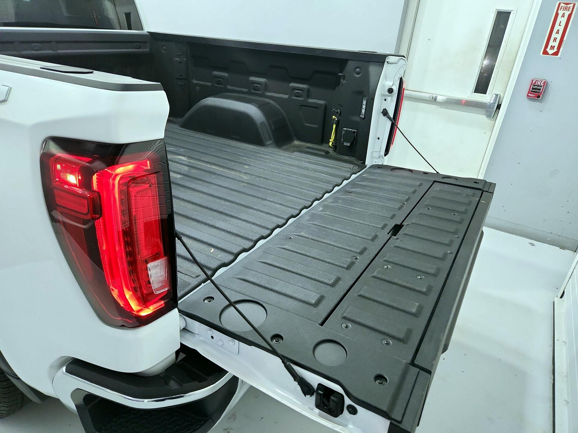 Thumbnail: 2025 GMC Sierra 1500 - 20