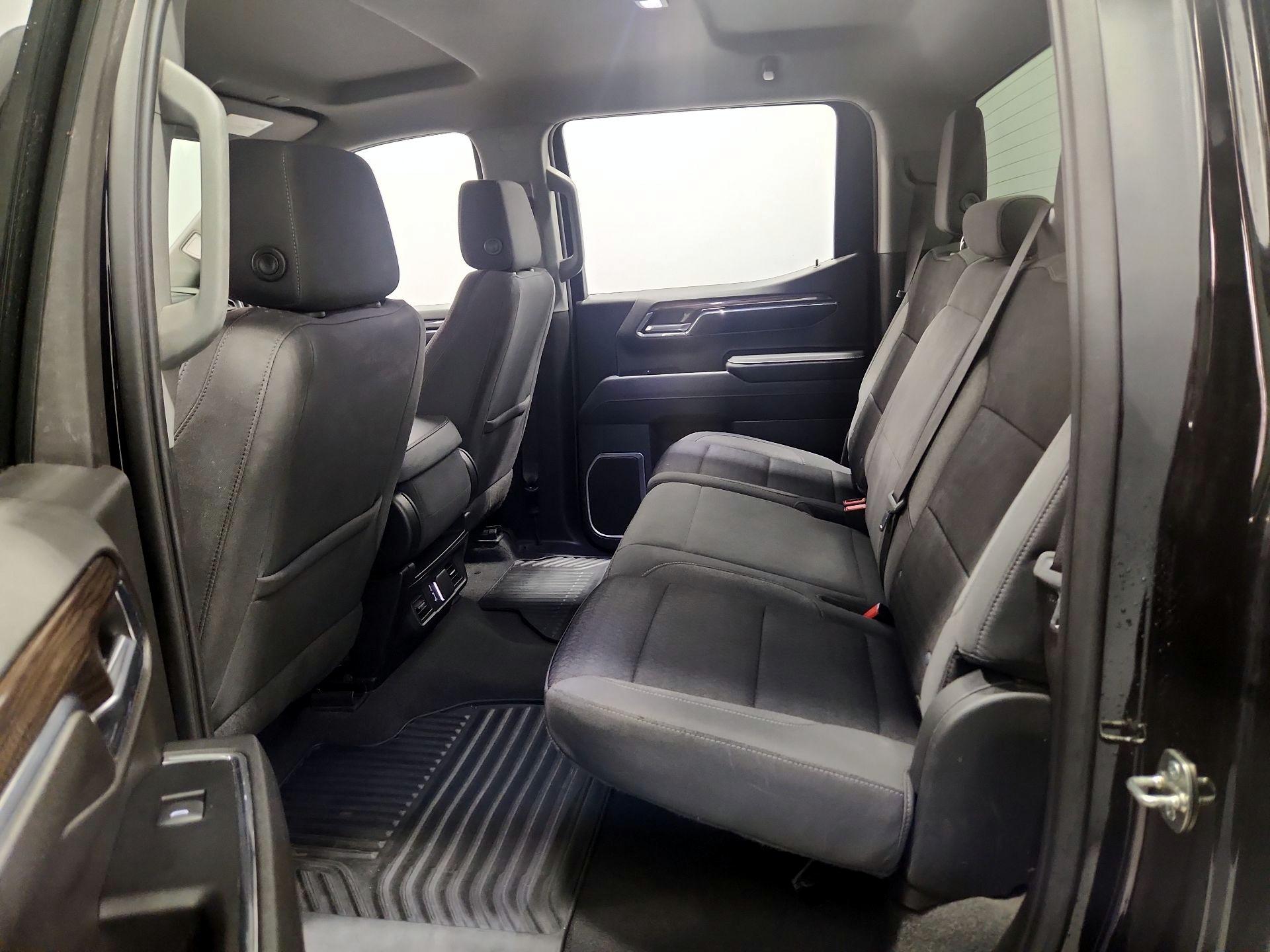 Thumbnail: 2023 Chevrolet Silverado 1500 - 19