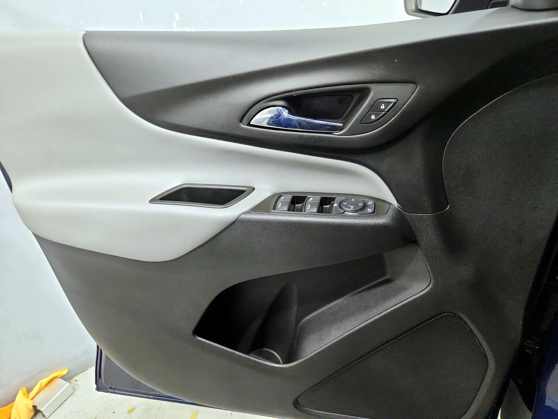 Thumbnail: 2022 Chevrolet Equinox - 12