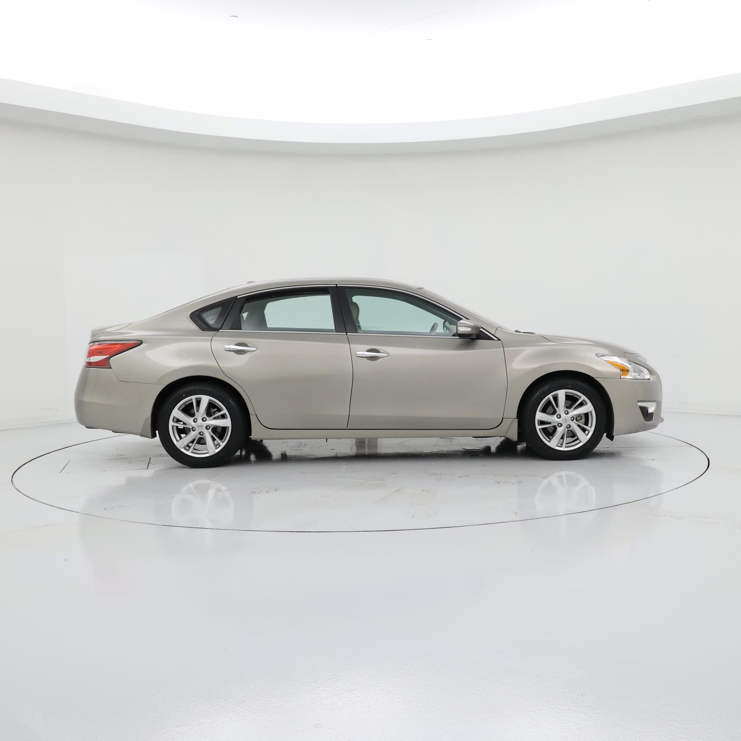 Thumbnail: 2014 Nissan Altima - 7