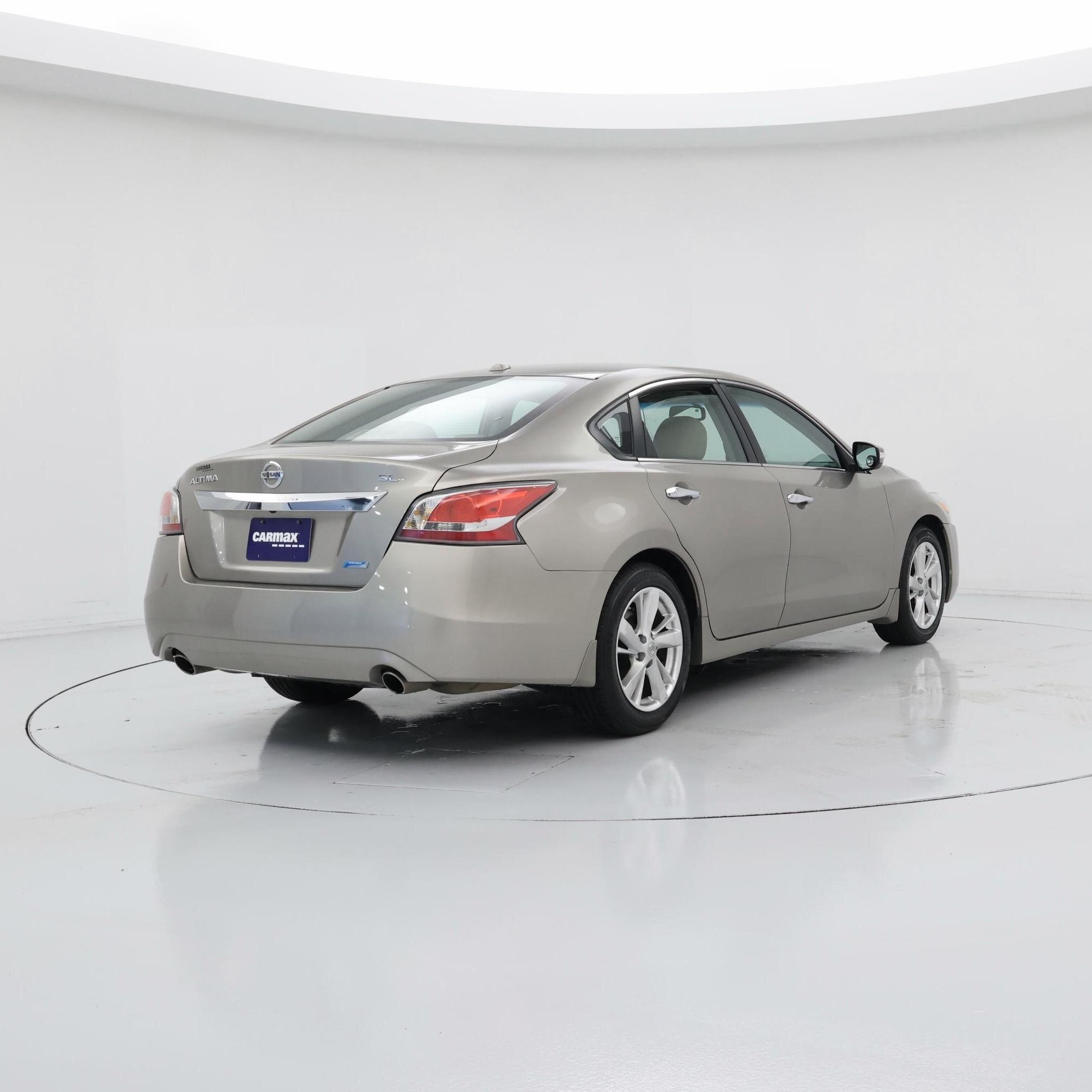 Thumbnail: 2014 Nissan Altima - 8