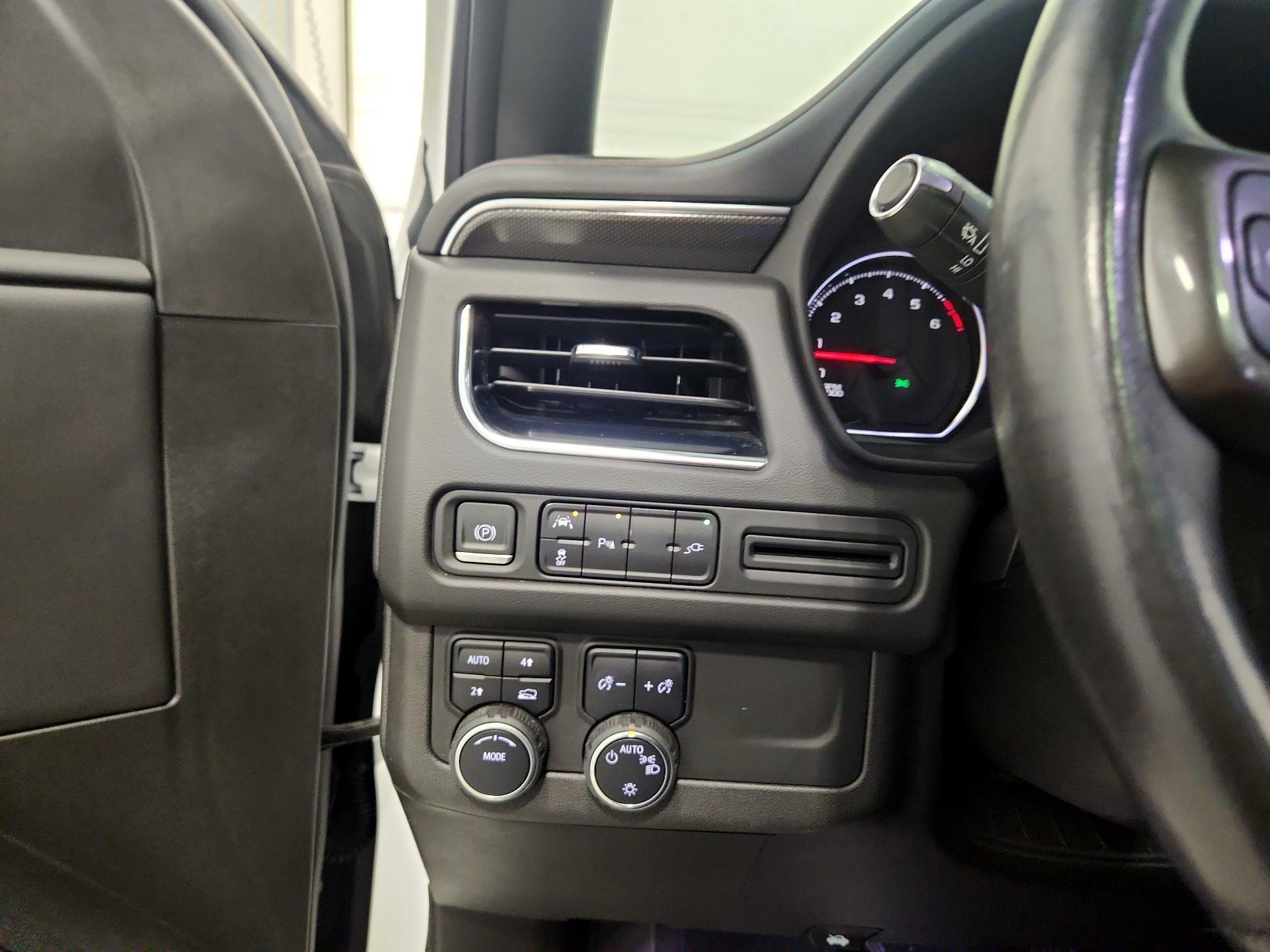 Thumbnail: 2021 Chevrolet Tahoe - 13