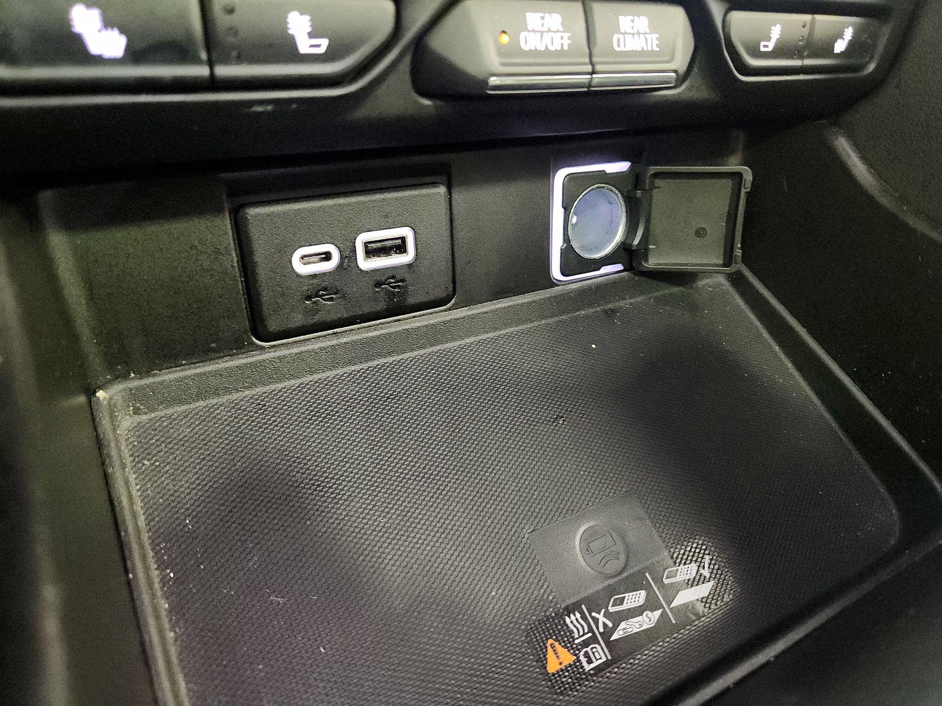 Thumbnail: 2021 Chevrolet Tahoe - 18