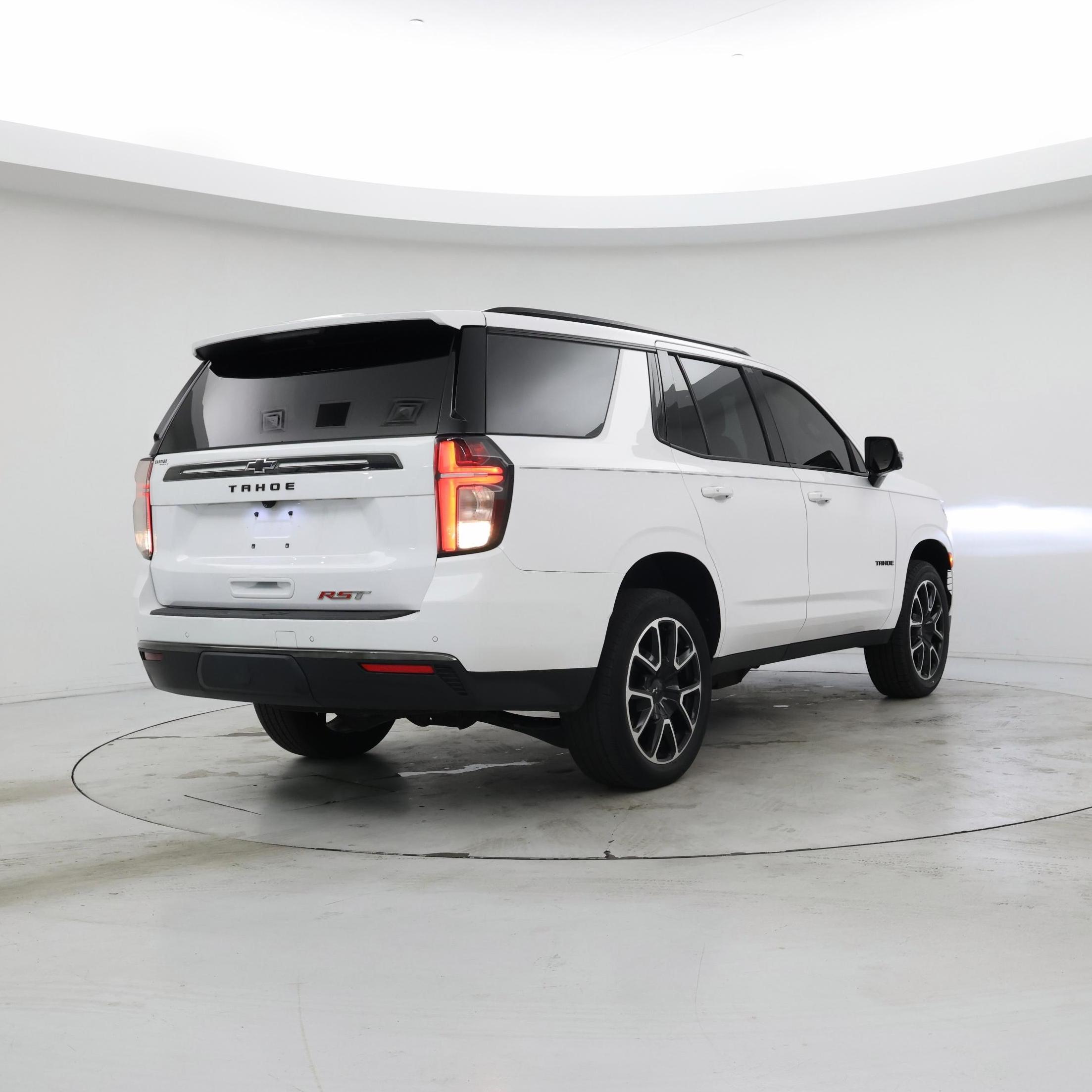 Thumbnail: 2021 Chevrolet Tahoe - 8