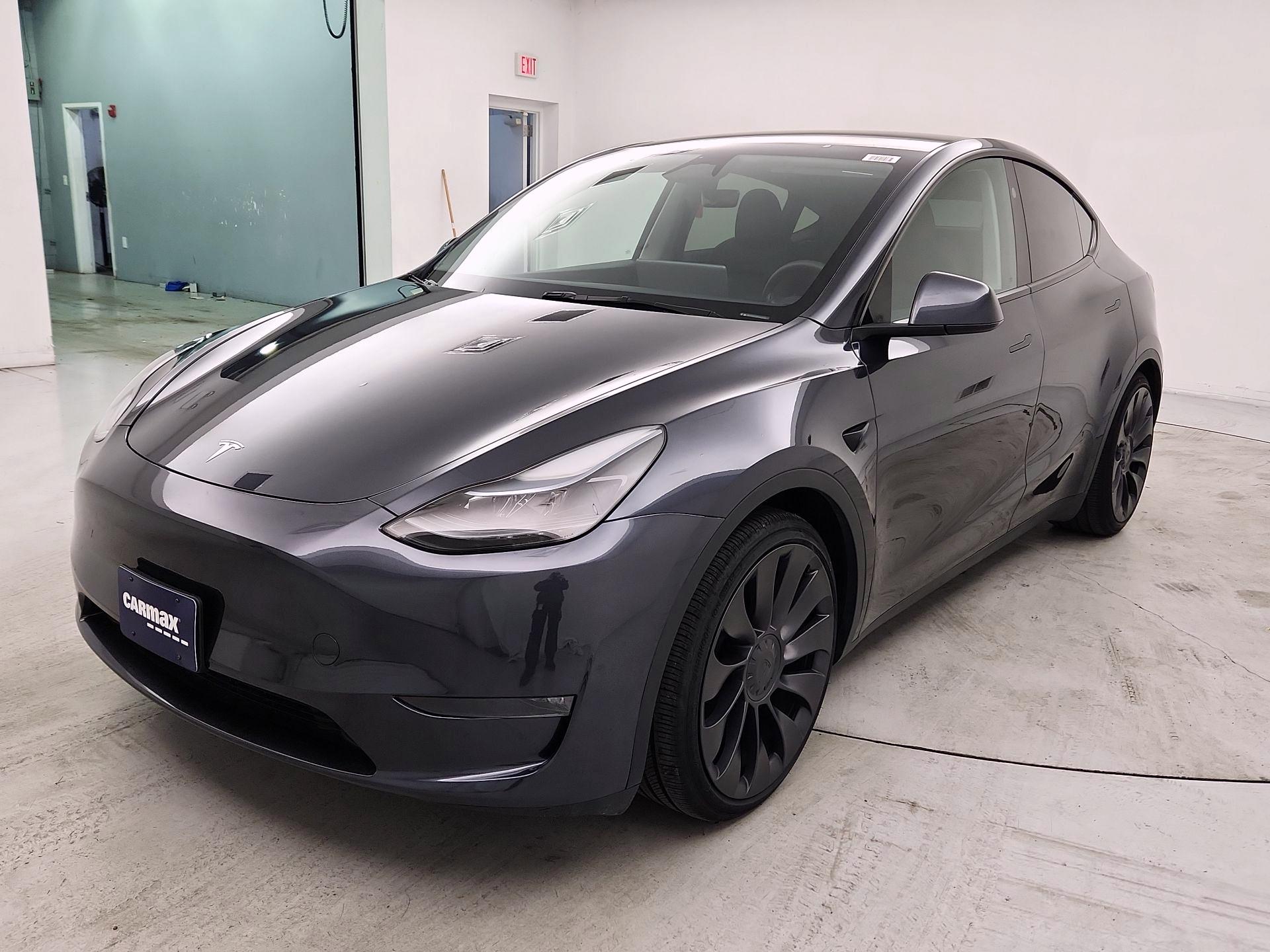 Thumbnail: 2024 Tesla Model Y - 3