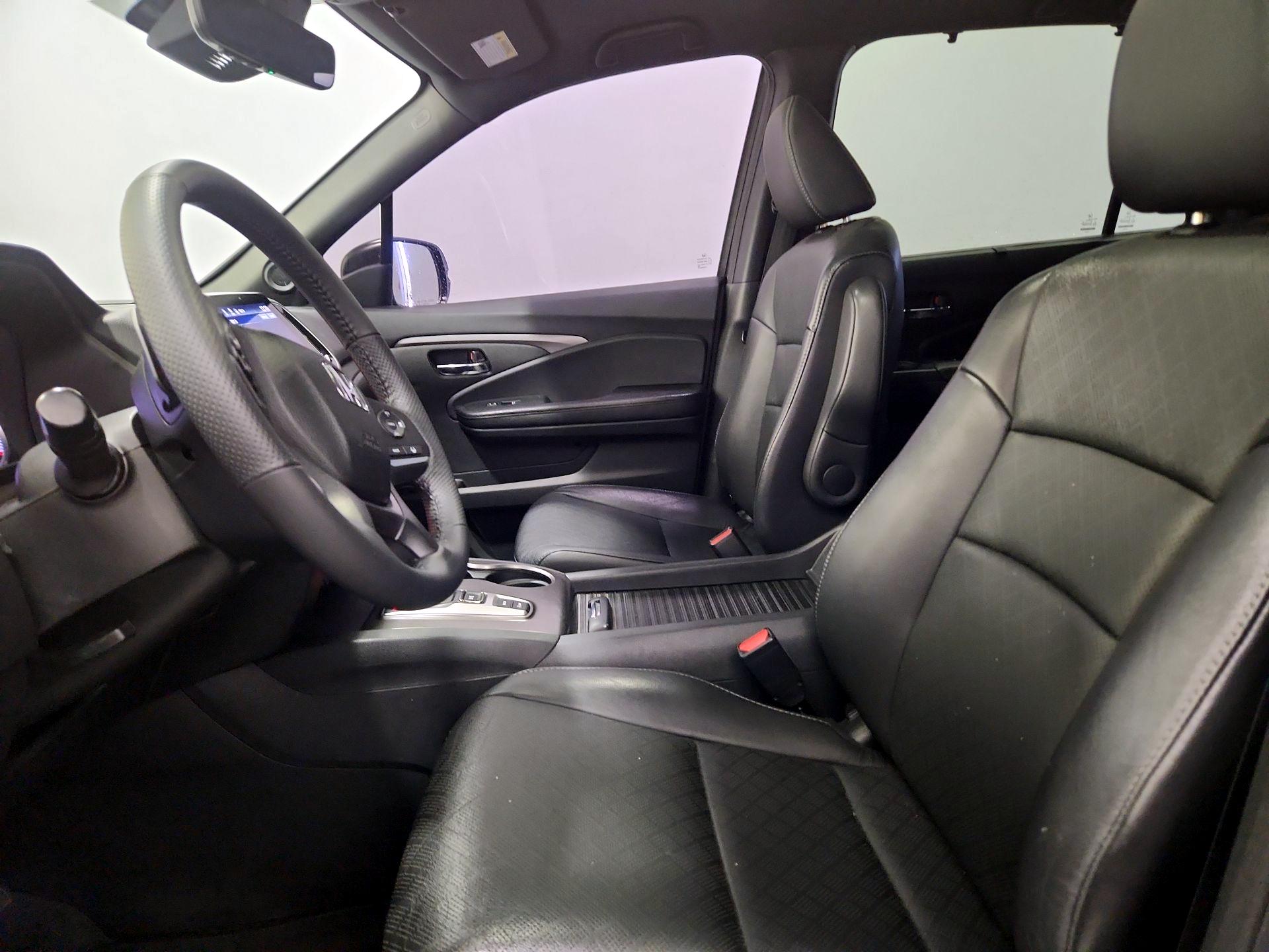 Thumbnail: 2020 Honda Passport - 11
