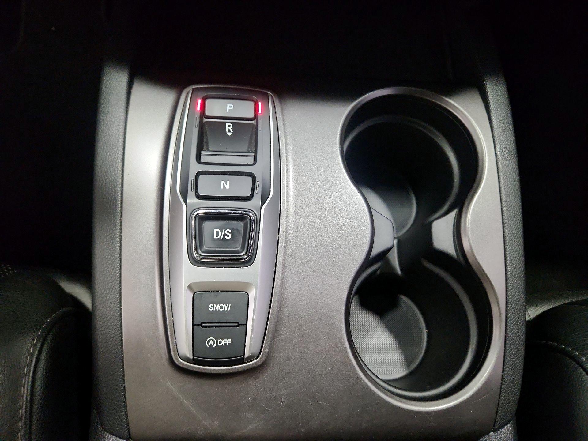 Thumbnail: 2020 Honda Passport - 17
