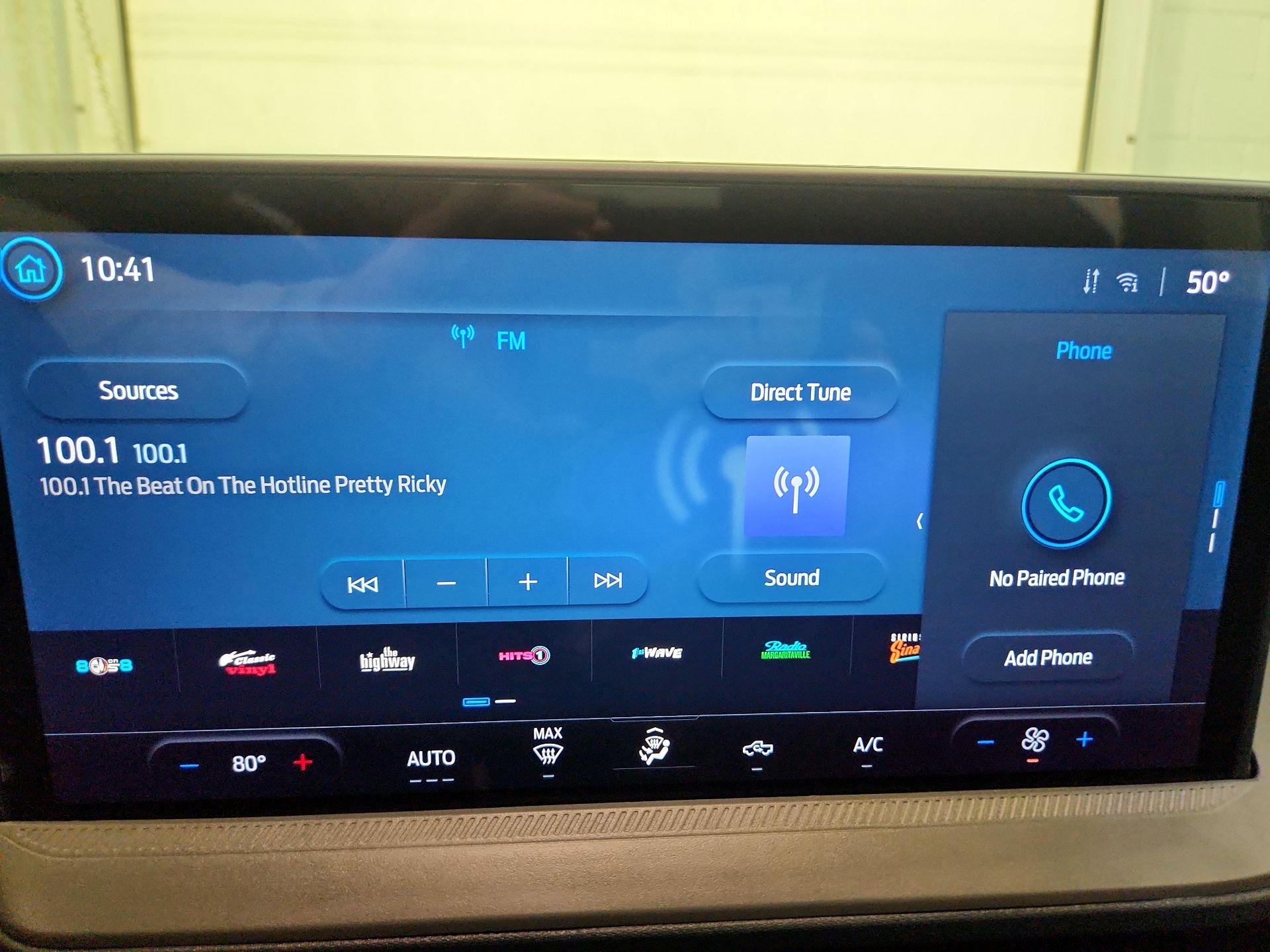 Thumbnail: 2025 Ford Maverick - 15