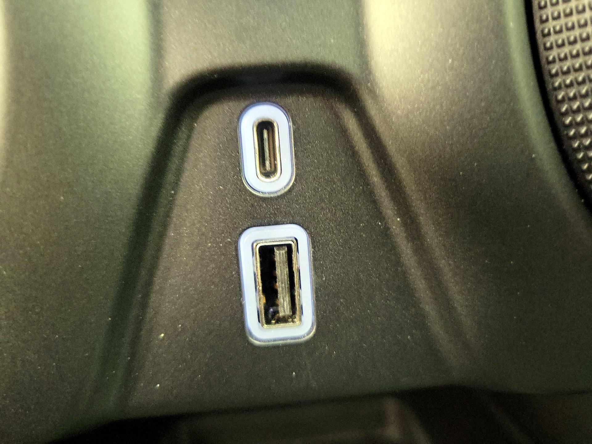 Thumbnail: 2020 Chevrolet Blazer - 19