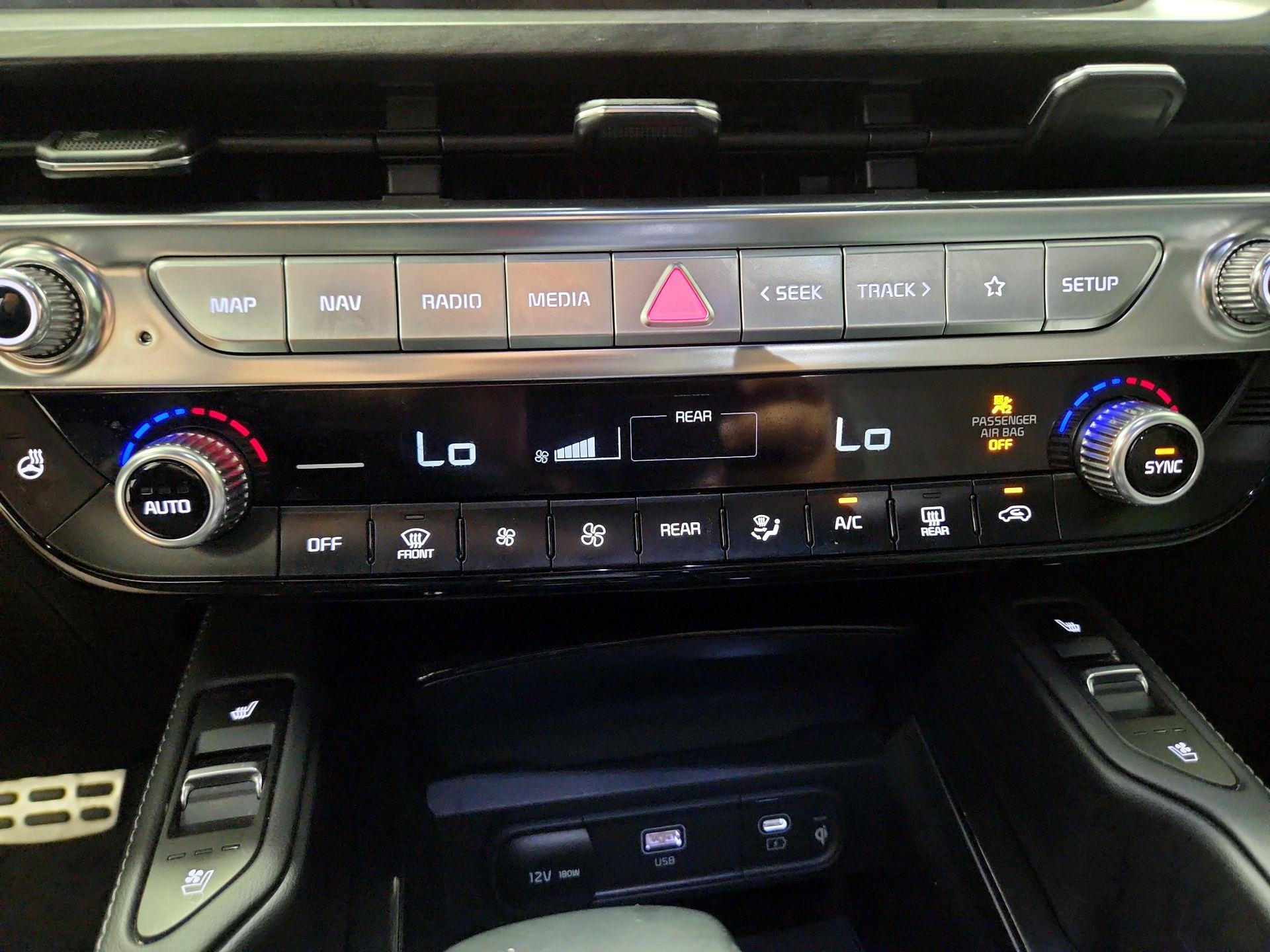 Thumbnail: 2024 Kia Telluride - 17