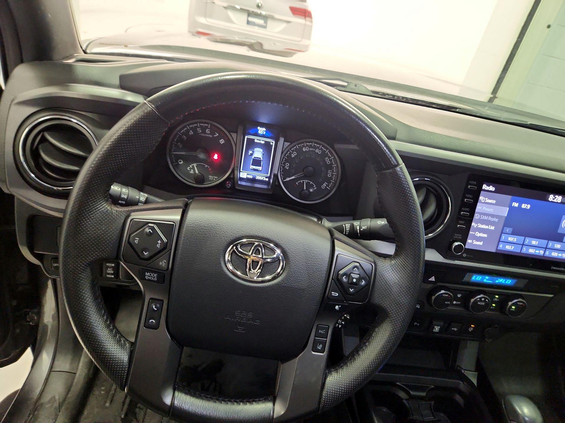 Thumbnail: 2021 Toyota Tacoma - 10