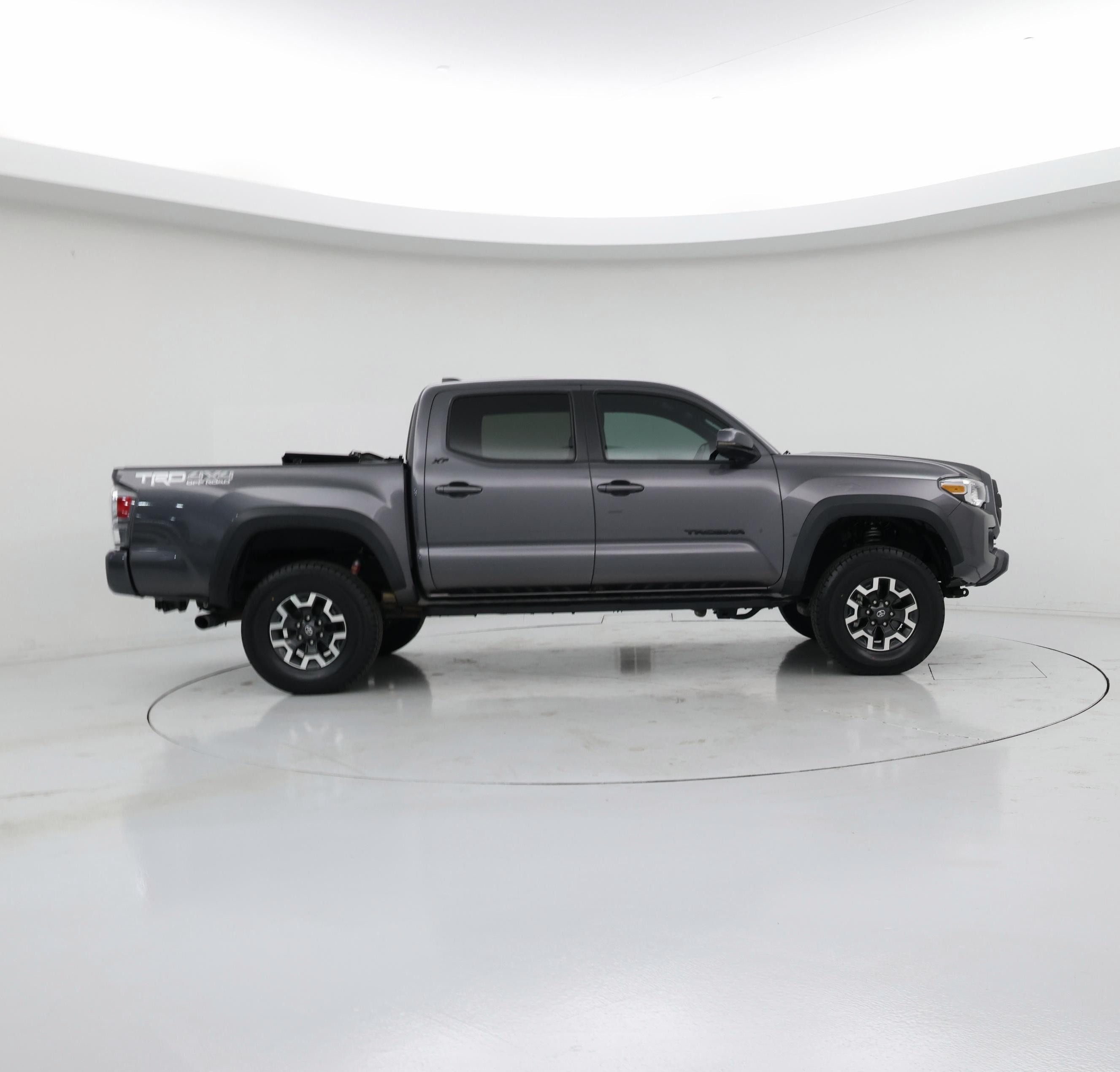 Thumbnail: 2021 Toyota Tacoma - 7