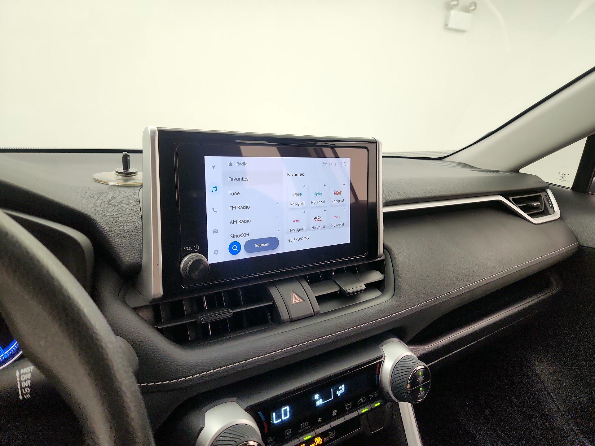 Thumbnail: 2024 Toyota RAV4 - 16