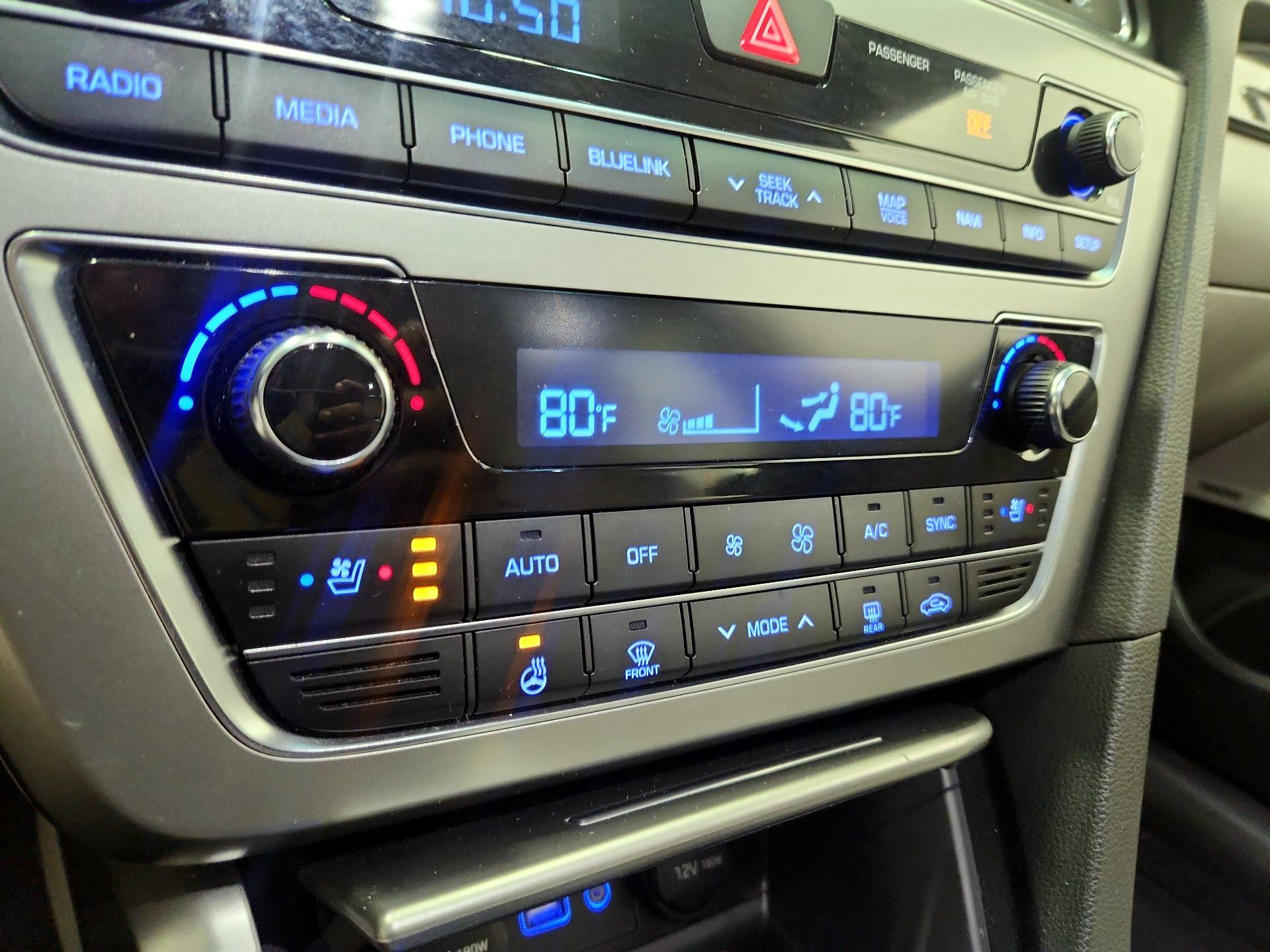 Thumbnail: 2015 Hyundai Sonata - 16