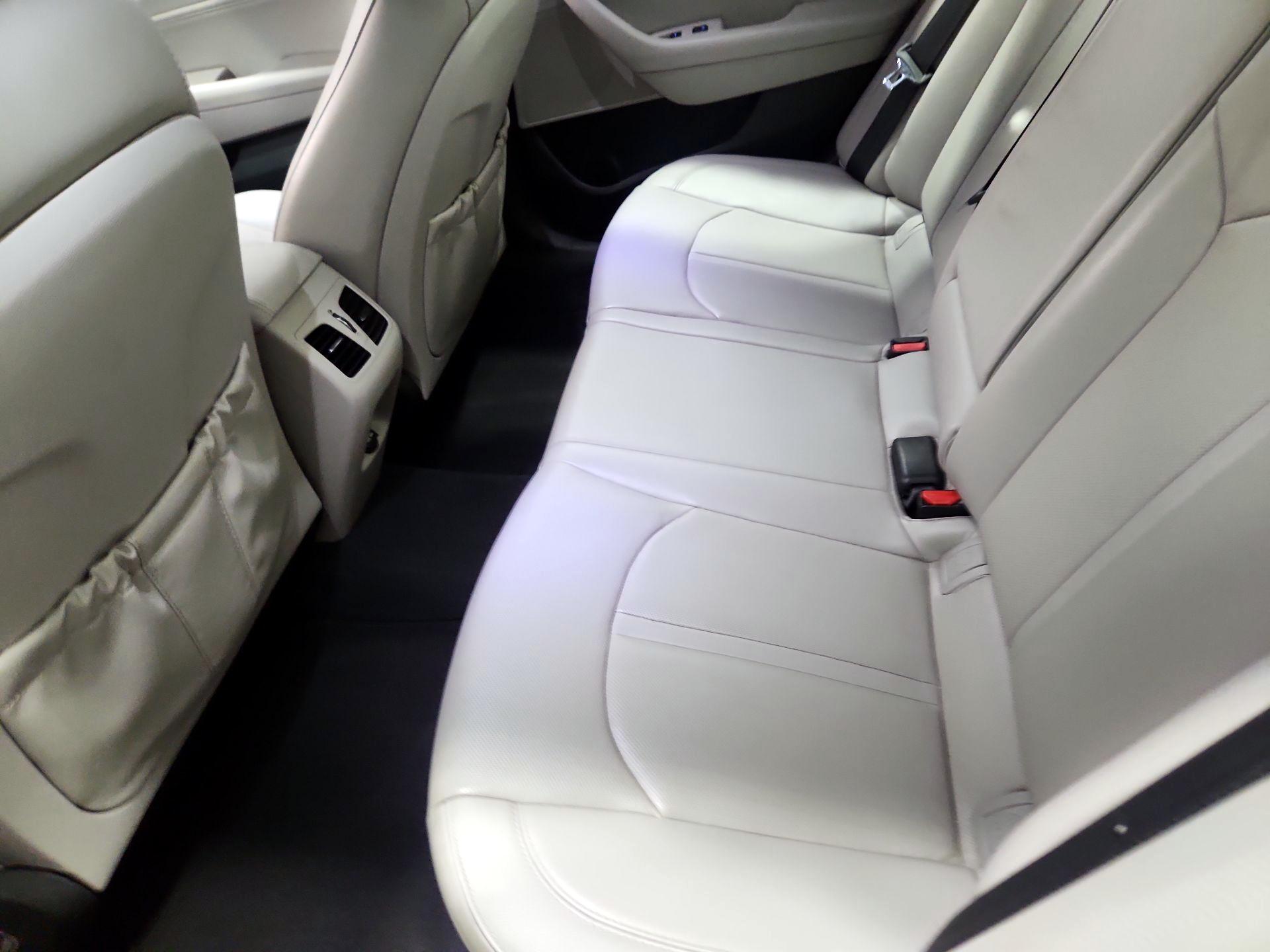 Thumbnail: 2015 Hyundai Sonata - 19