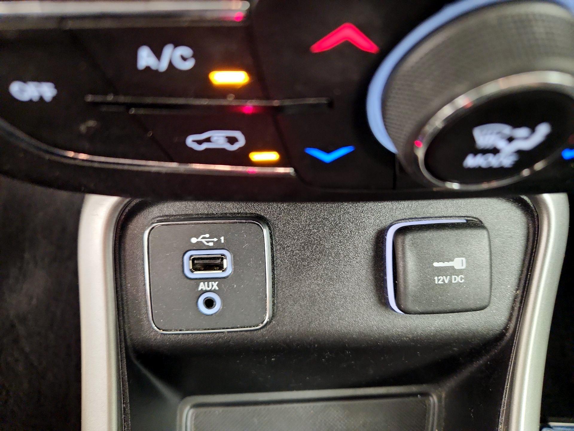 Thumbnail: 2020 Jeep Compass - 18