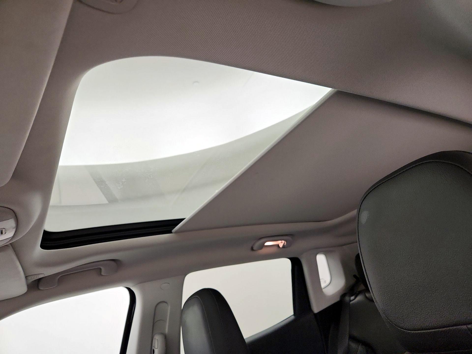 Thumbnail: 2020 Jeep Compass - 19