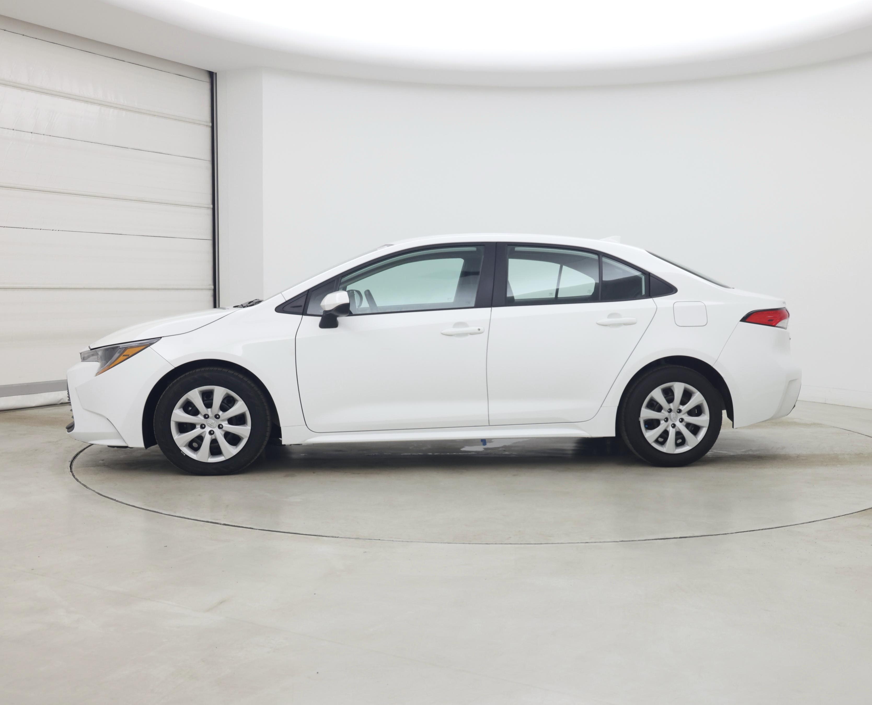 Thumbnail: 2024 Toyota Corolla - 3