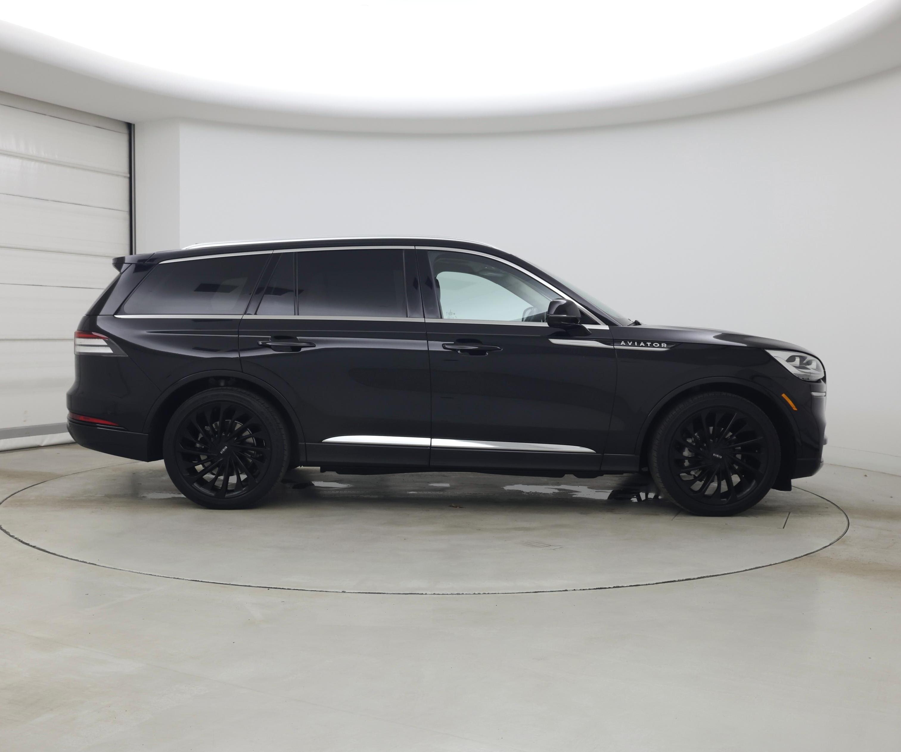 Thumbnail: 2021 Lincoln Aviator - 7