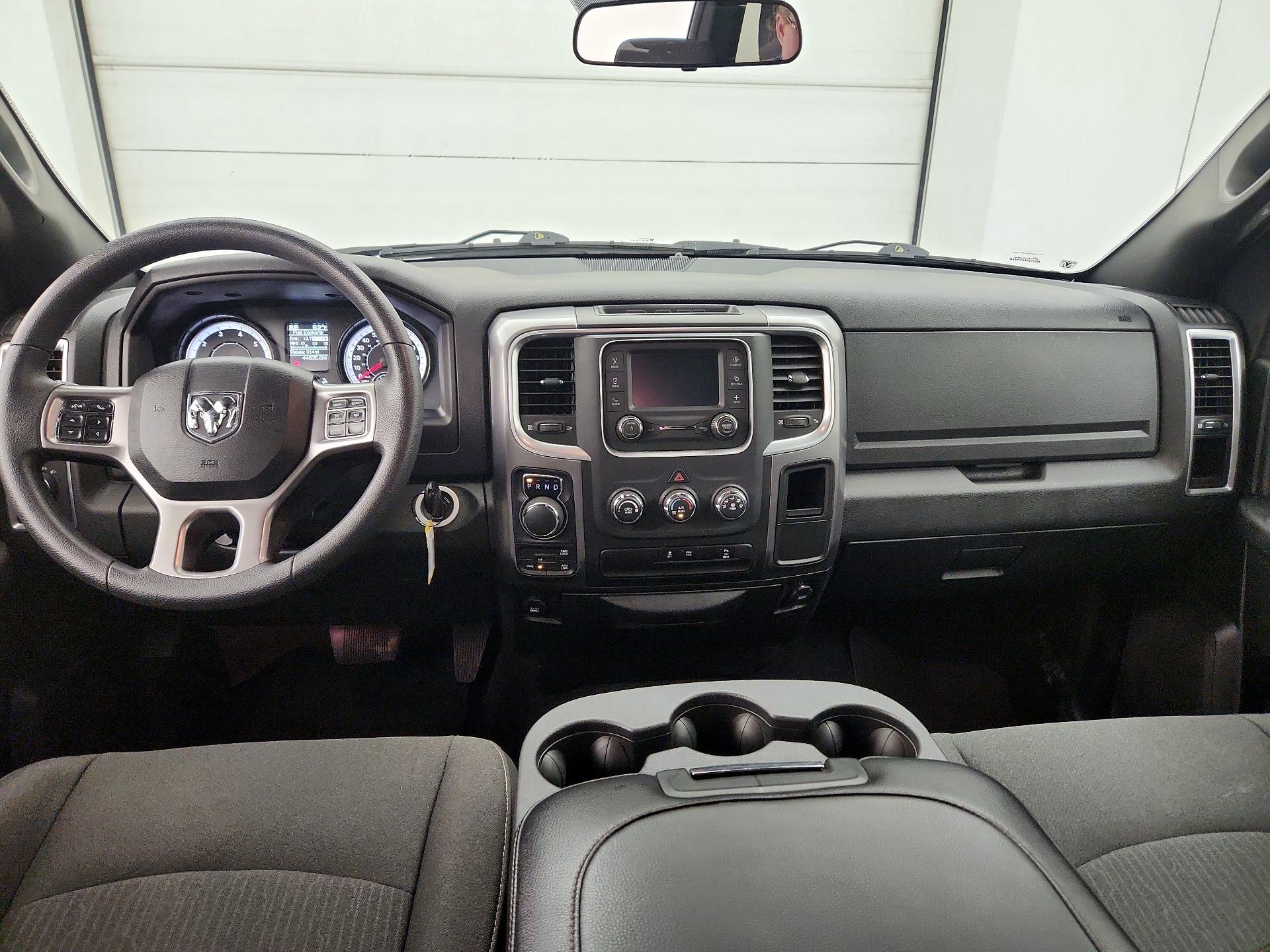 Thumbnail: 2024 RAM 1500 Classic - 9