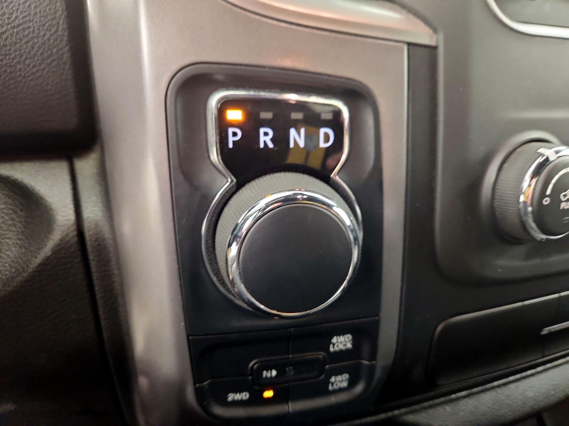 Thumbnail: 2024 RAM 1500 Classic - 17