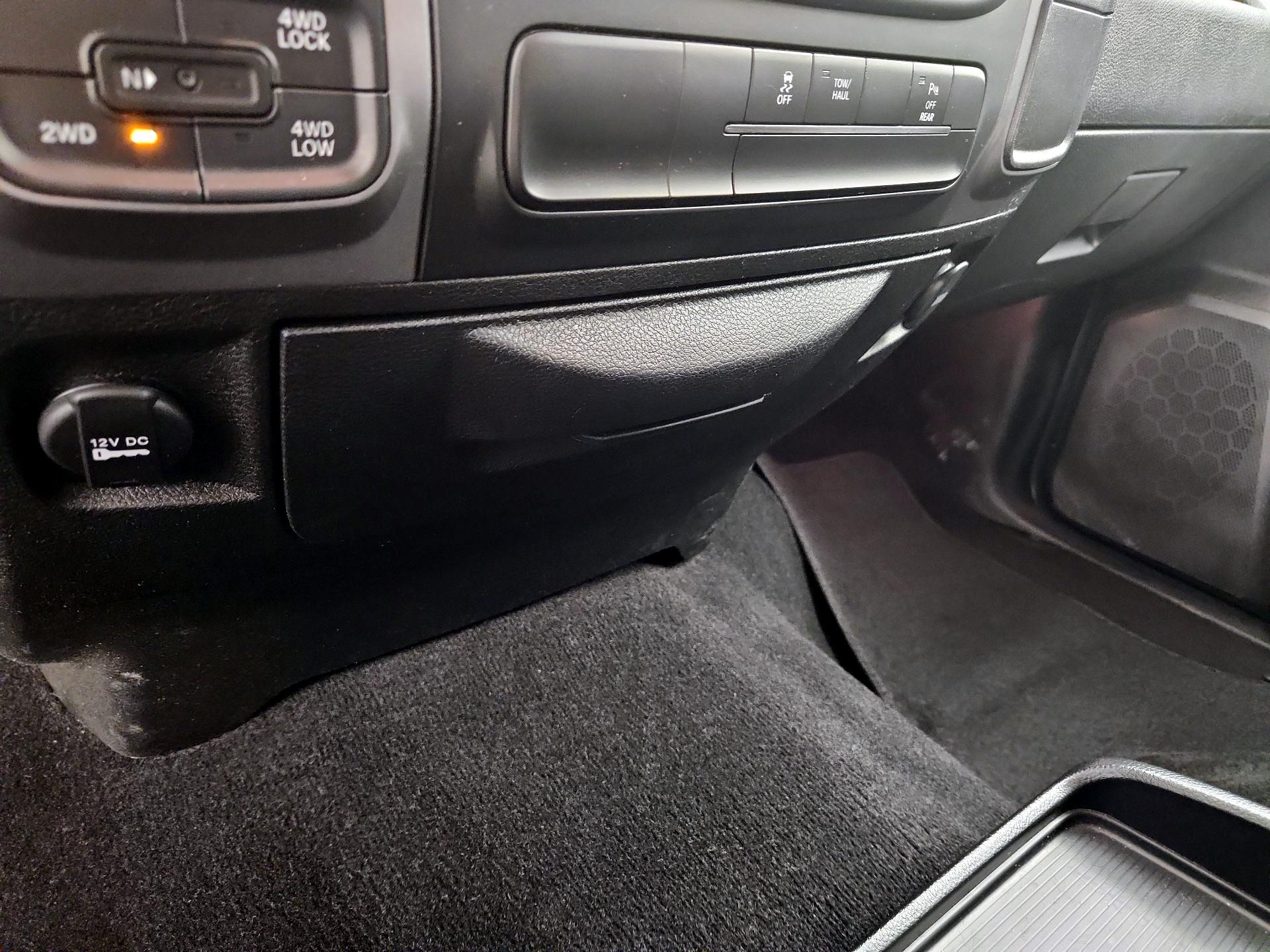 Thumbnail: 2024 RAM 1500 Classic - 18