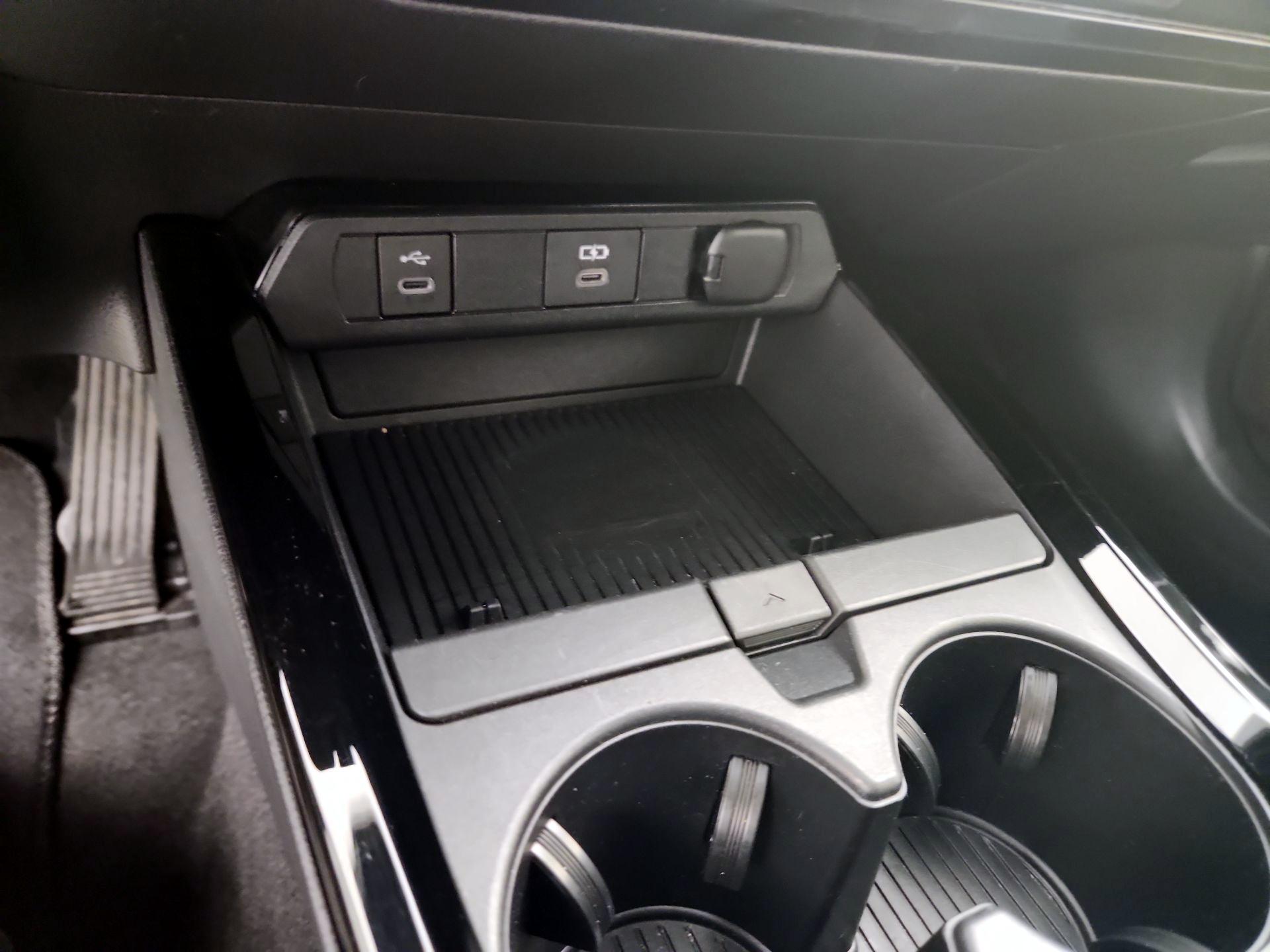 Thumbnail: 2025 Toyota Prius - 18