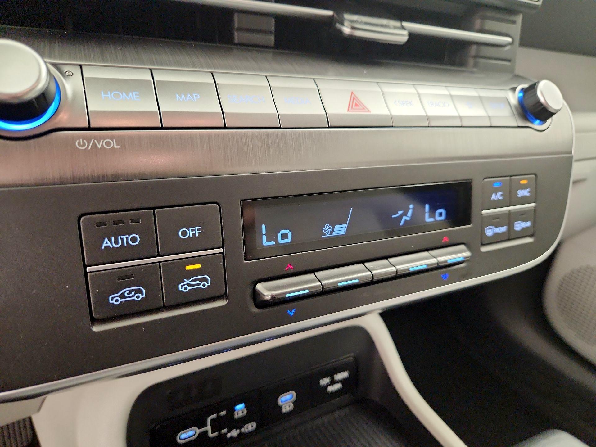 Thumbnail: 2025 Hyundai Kona - 16