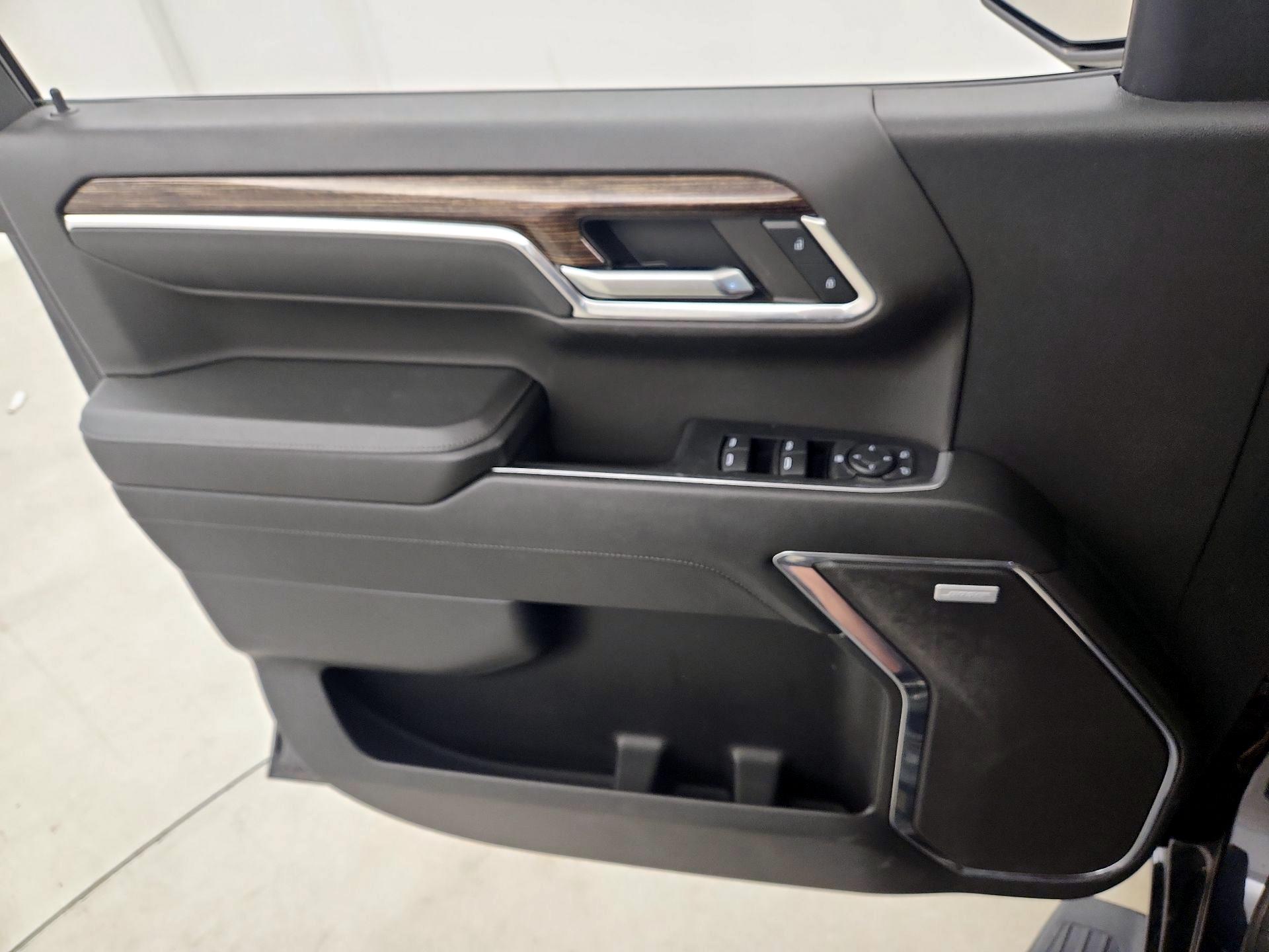 Thumbnail: 2024 GMC Sierra 1500 - 10