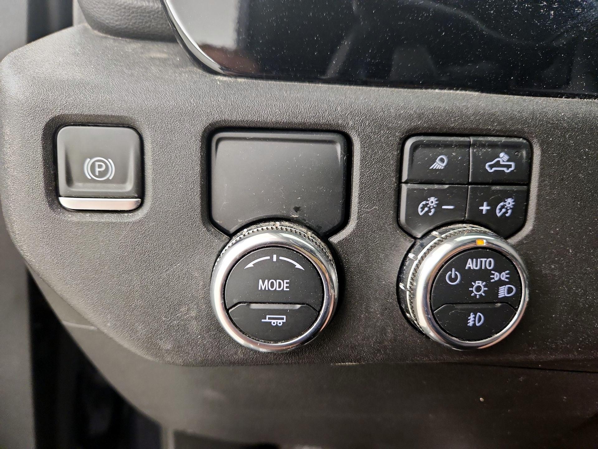 Thumbnail: 2024 GMC Sierra 1500 - 11