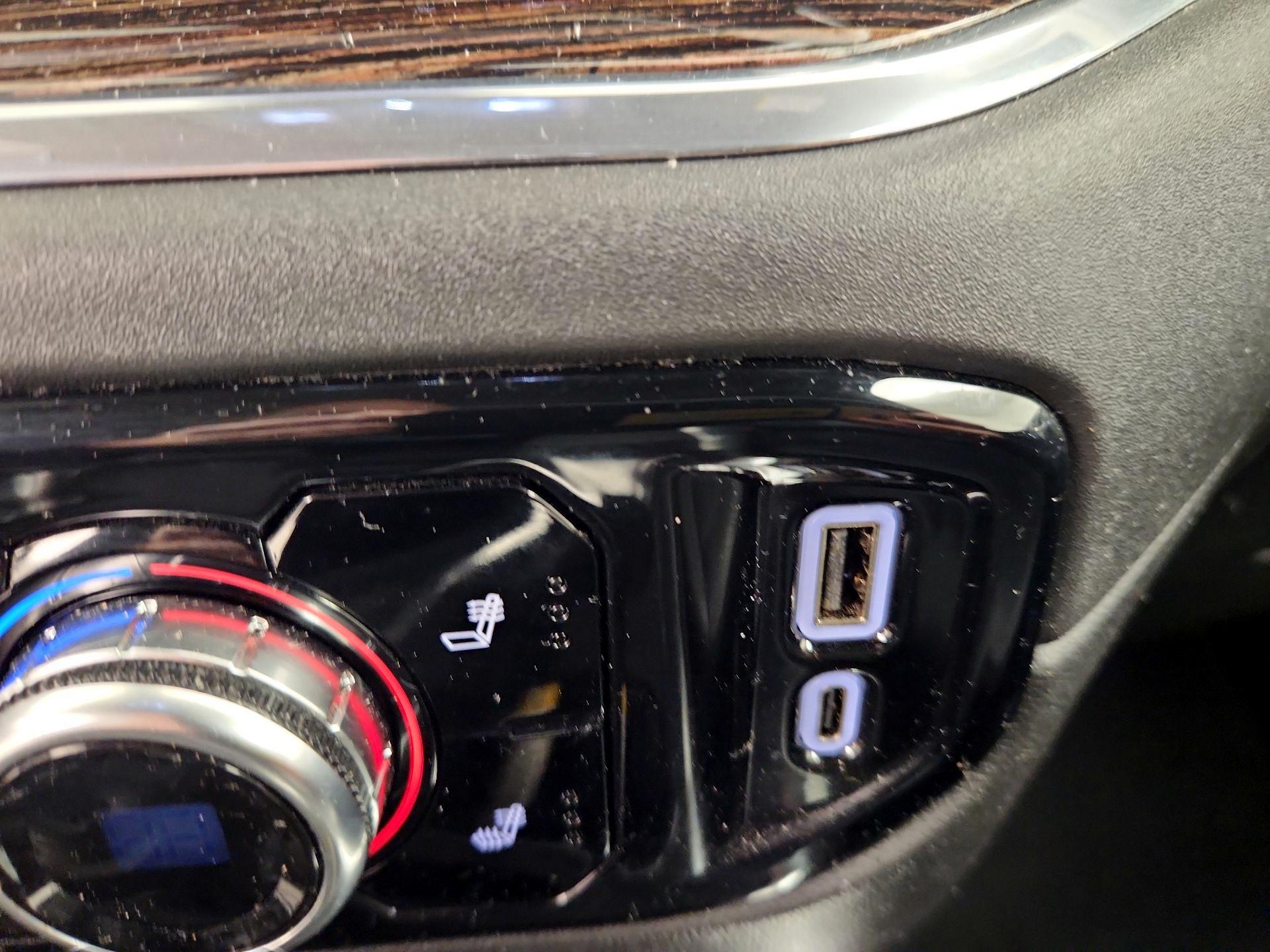 Thumbnail: 2024 GMC Sierra 1500 - 17