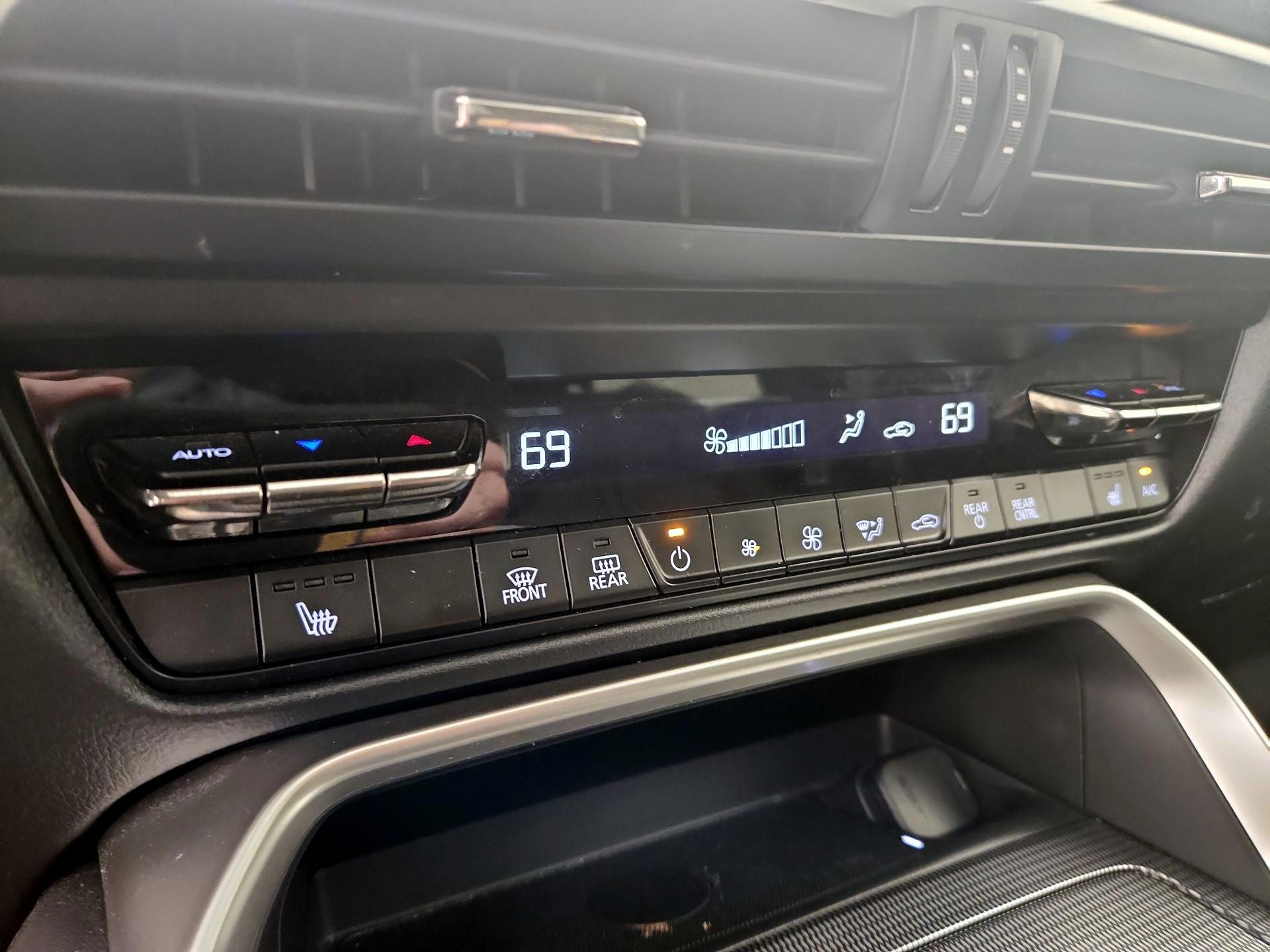 Thumbnail: 2024 Mazda CX-90 - 14