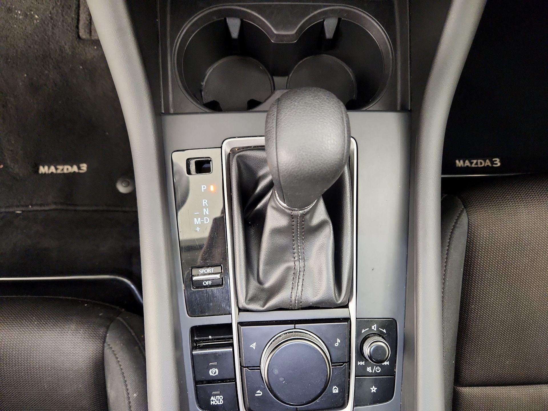 Thumbnail: 2021 Mazda Mazda3 - 17