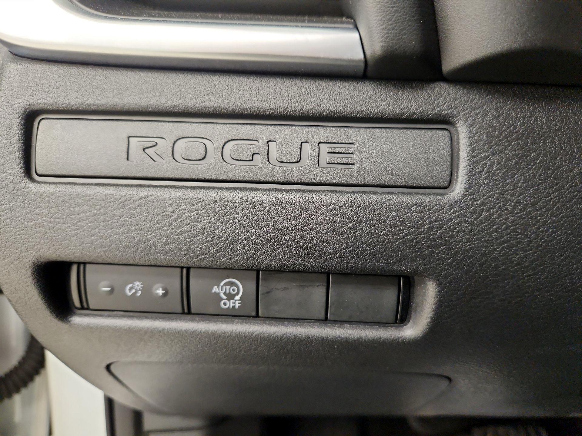 Thumbnail: 2023 Nissan Rogue - 13