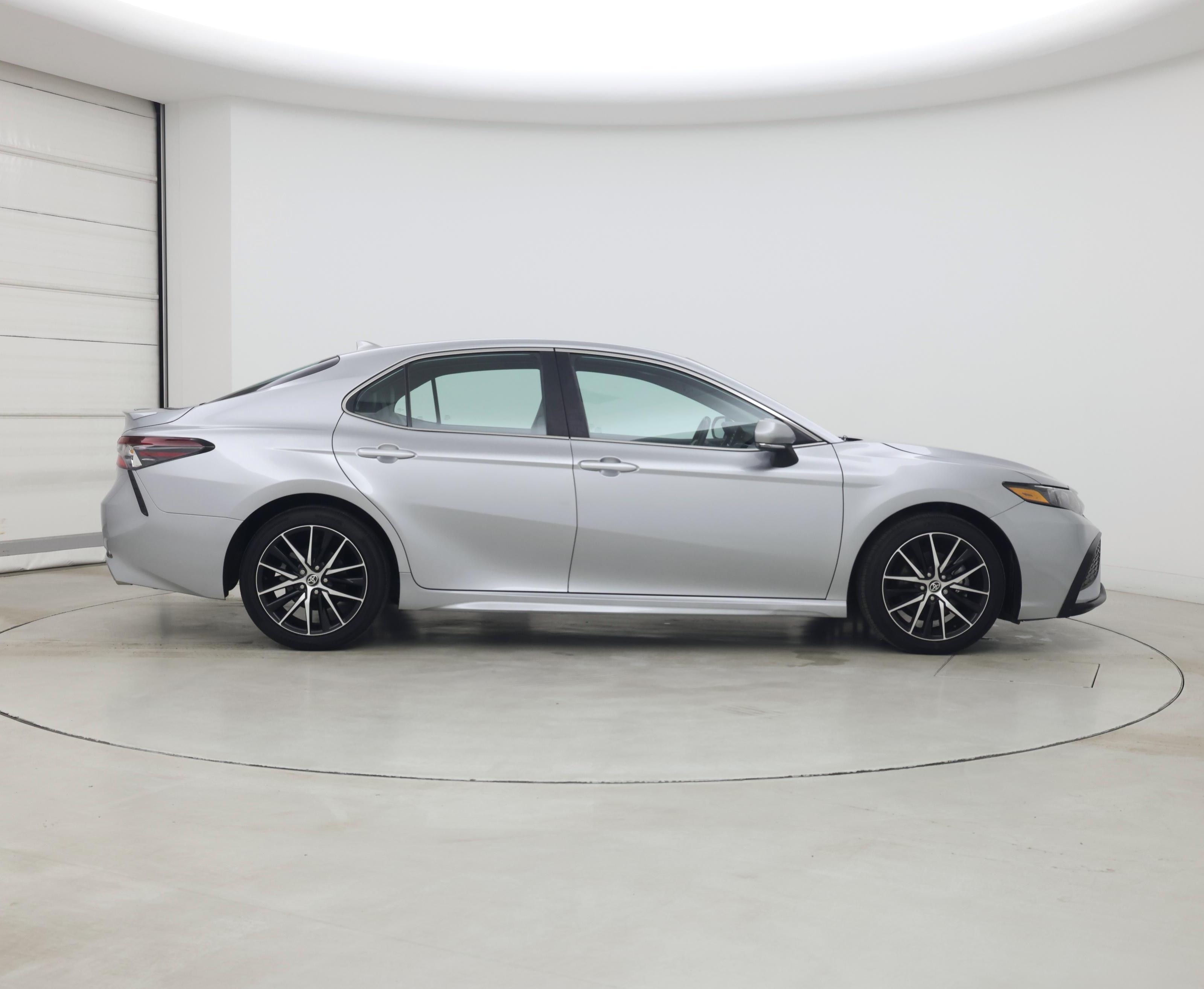 Thumbnail: 2023 Toyota Camry - 7