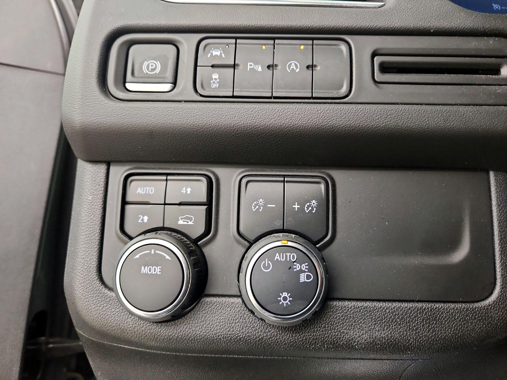 Thumbnail: 2024 Chevrolet Tahoe - 13