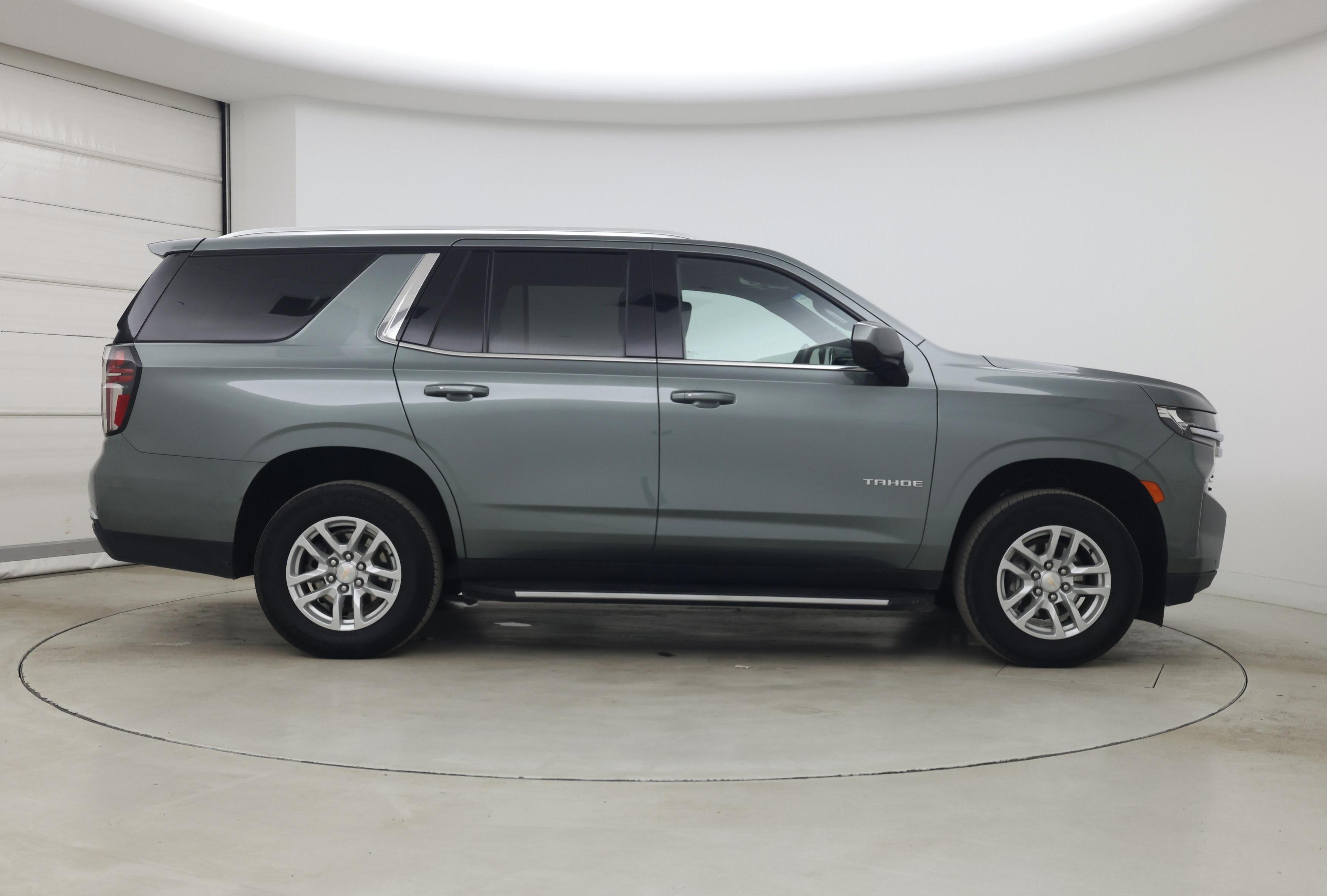 Thumbnail: 2024 Chevrolet Tahoe - 7