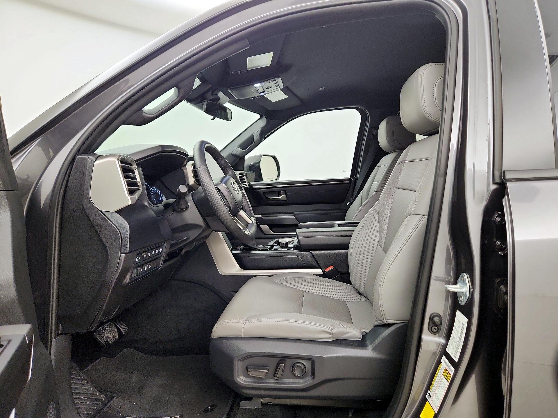 Thumbnail: 2025 Toyota Tundra - 11