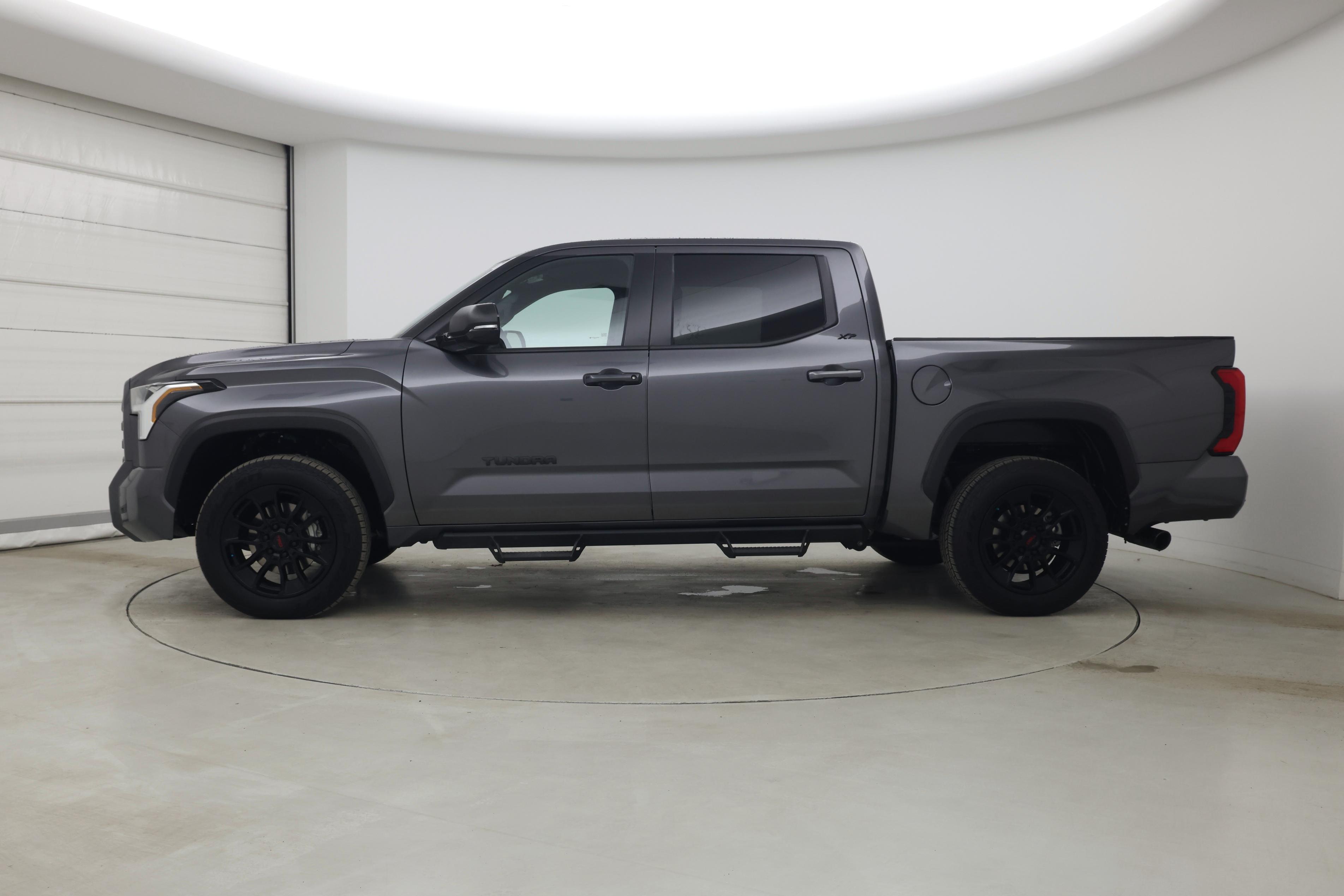 Thumbnail: 2025 Toyota Tundra - 3