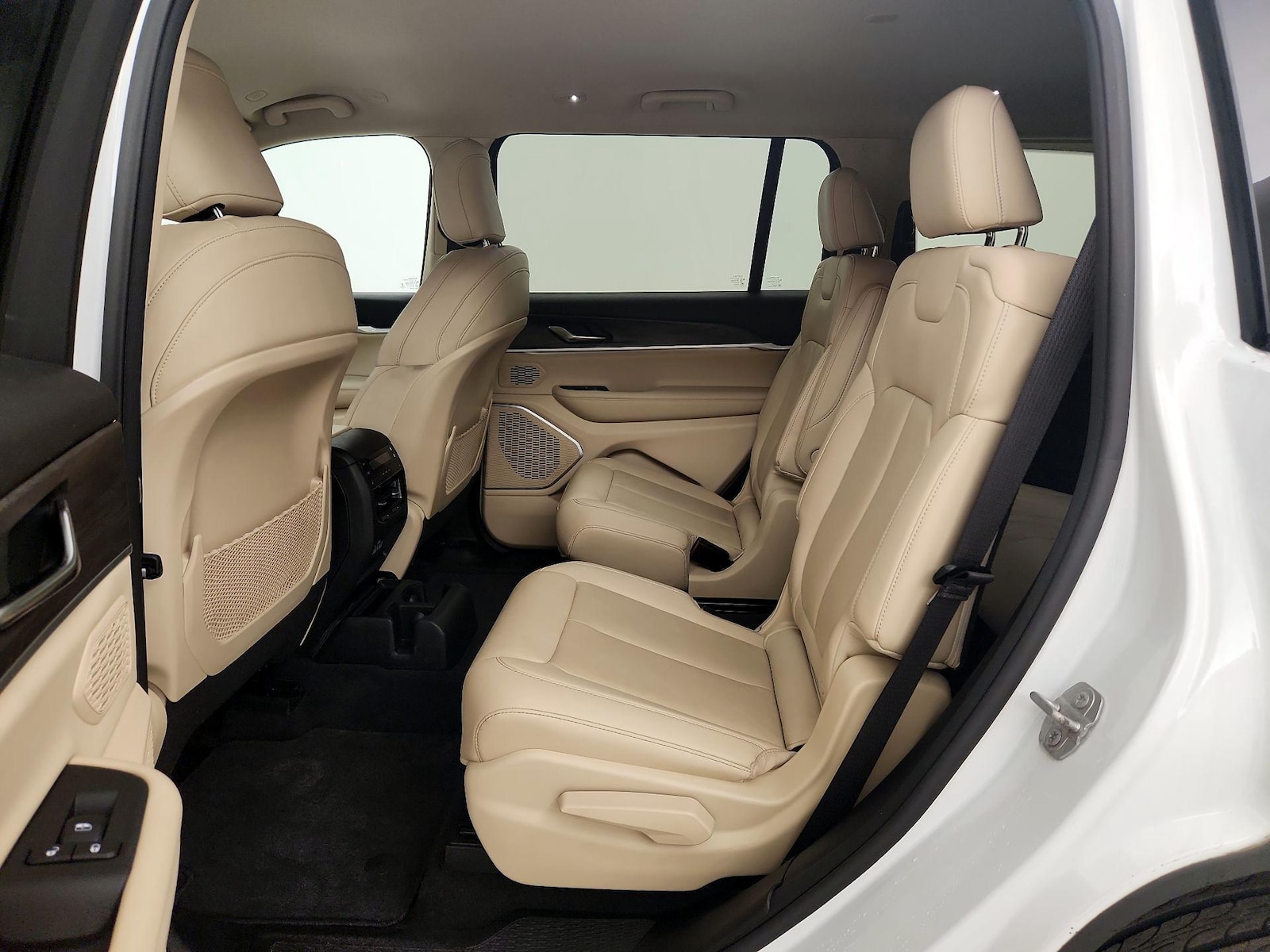 Rear Air Conditioning