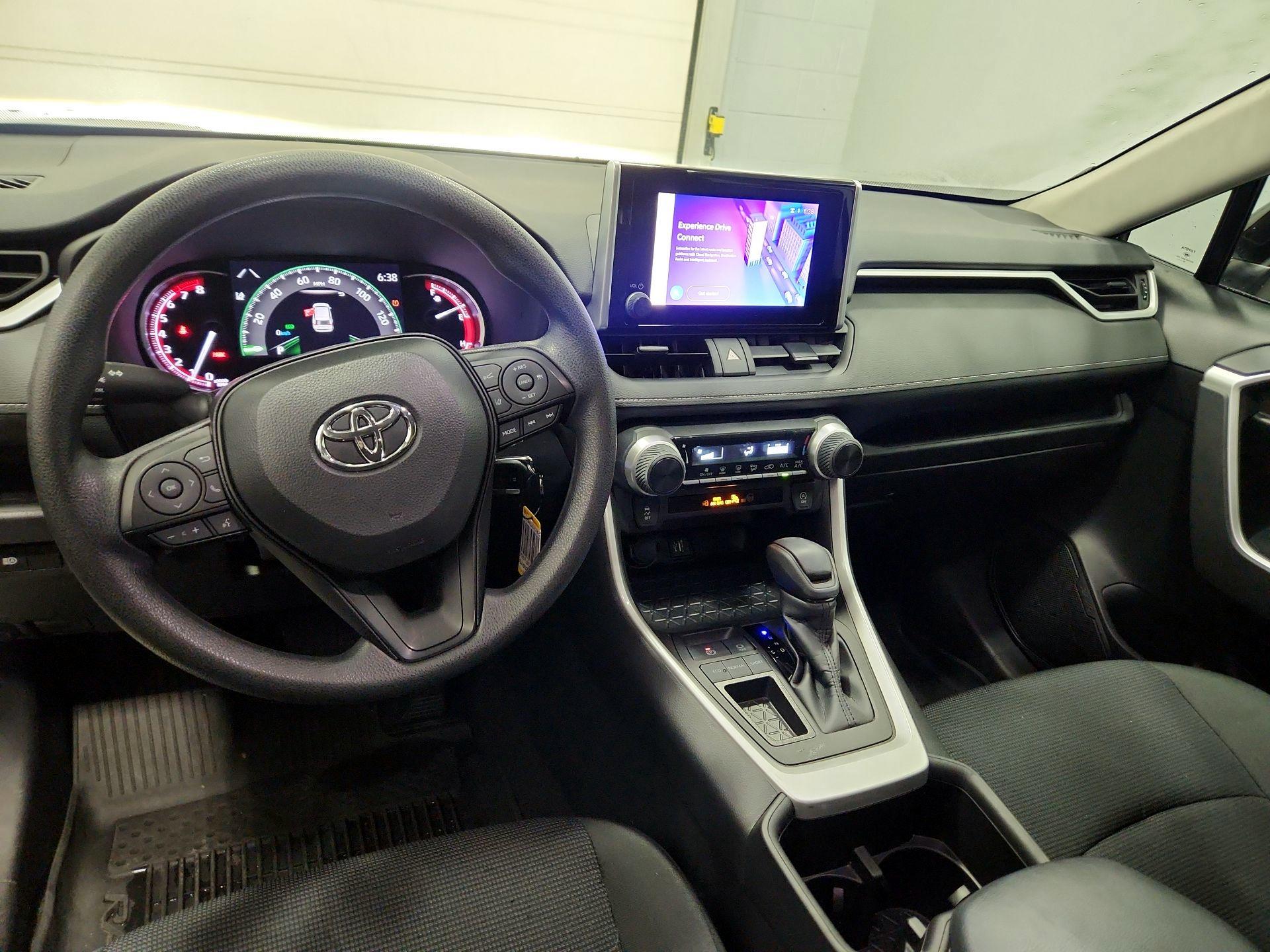 Thumbnail: 2024 Toyota RAV4 - 9