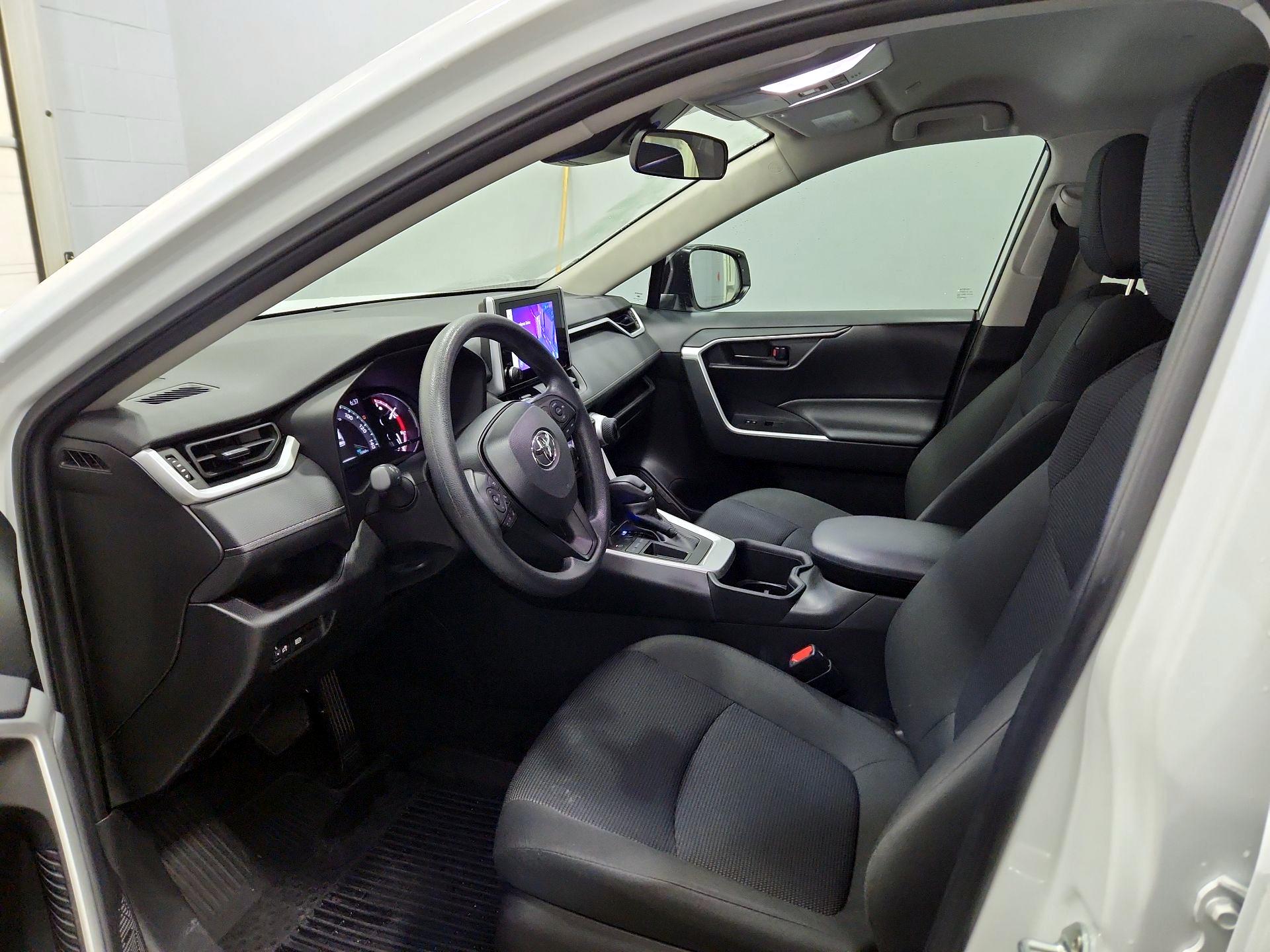 Thumbnail: 2024 Toyota RAV4 - 11