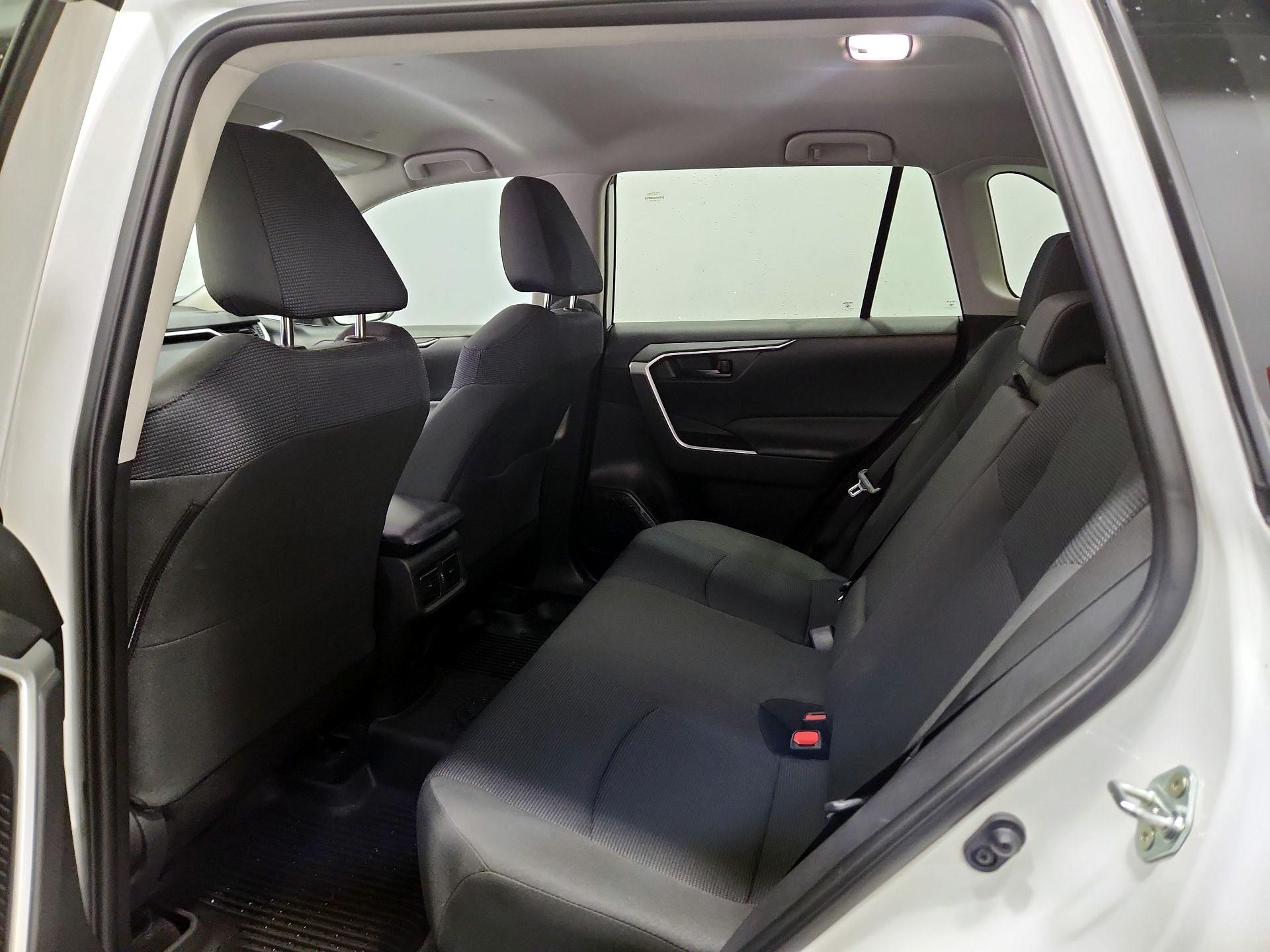 Thumbnail: 2024 Toyota RAV4 - 20