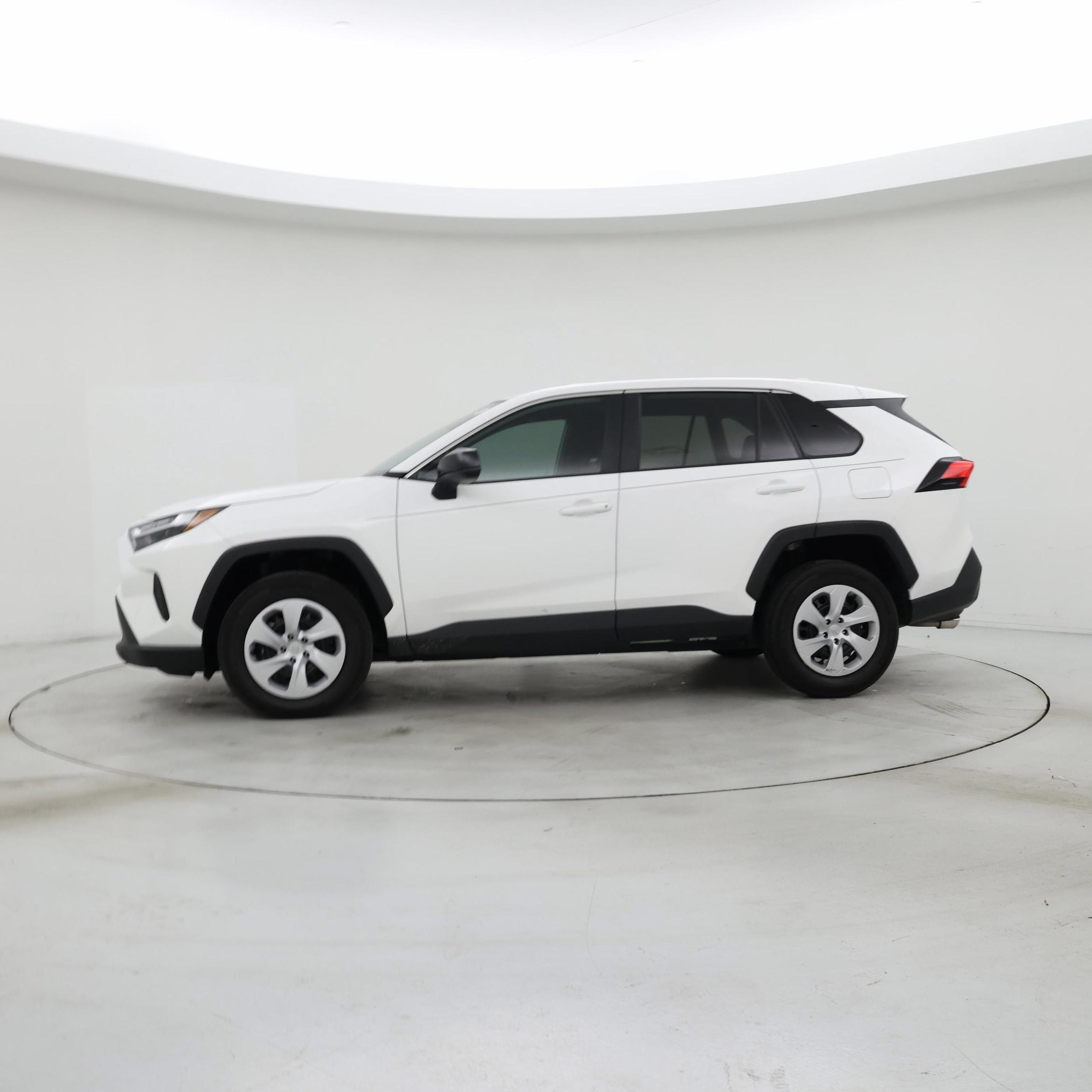 Thumbnail: 2024 Toyota RAV4 - 3