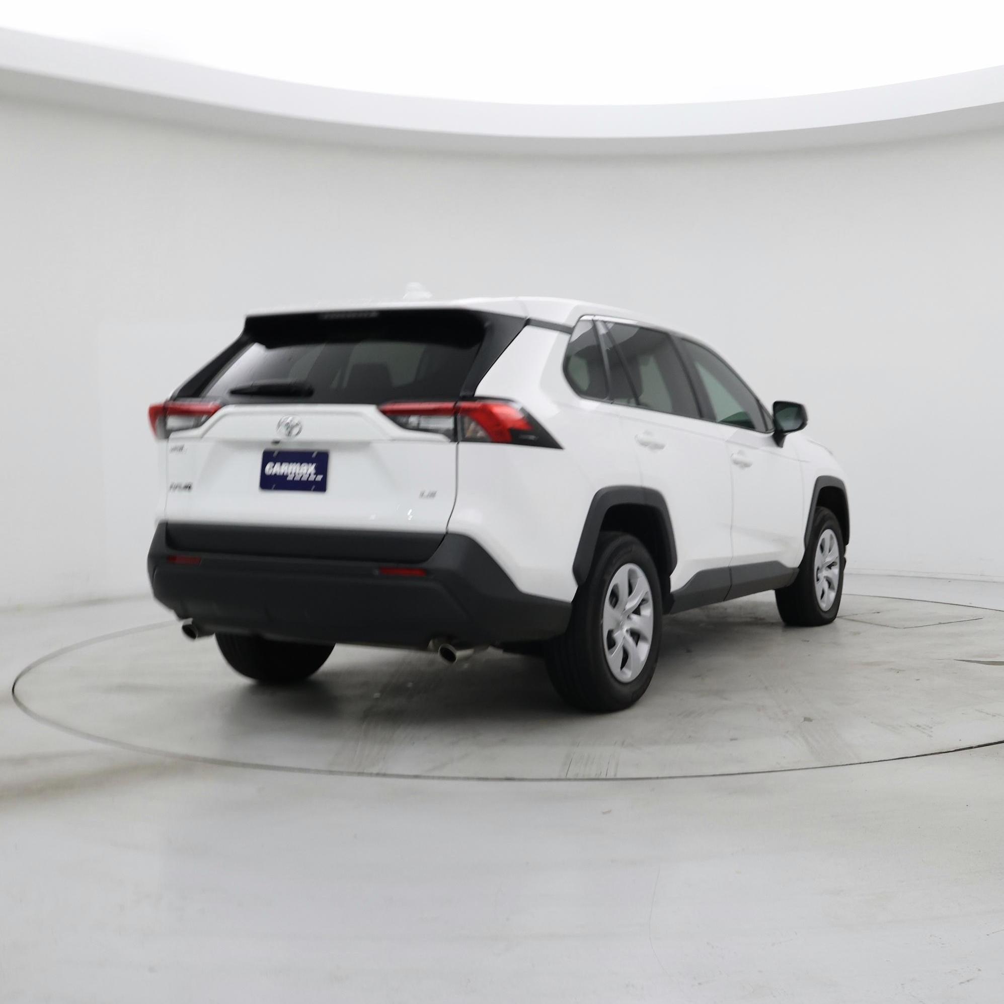 Thumbnail: 2024 Toyota RAV4 - 8