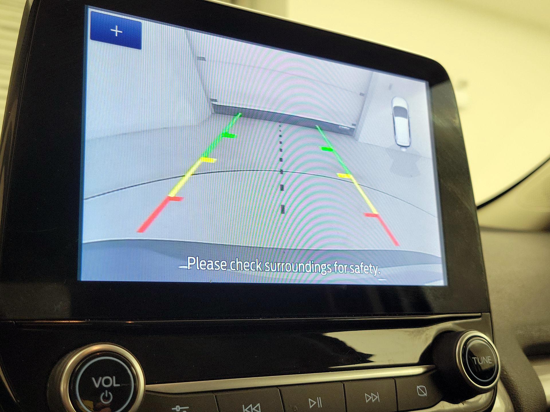 Thumbnail: 2021 Ford EcoSport - 14