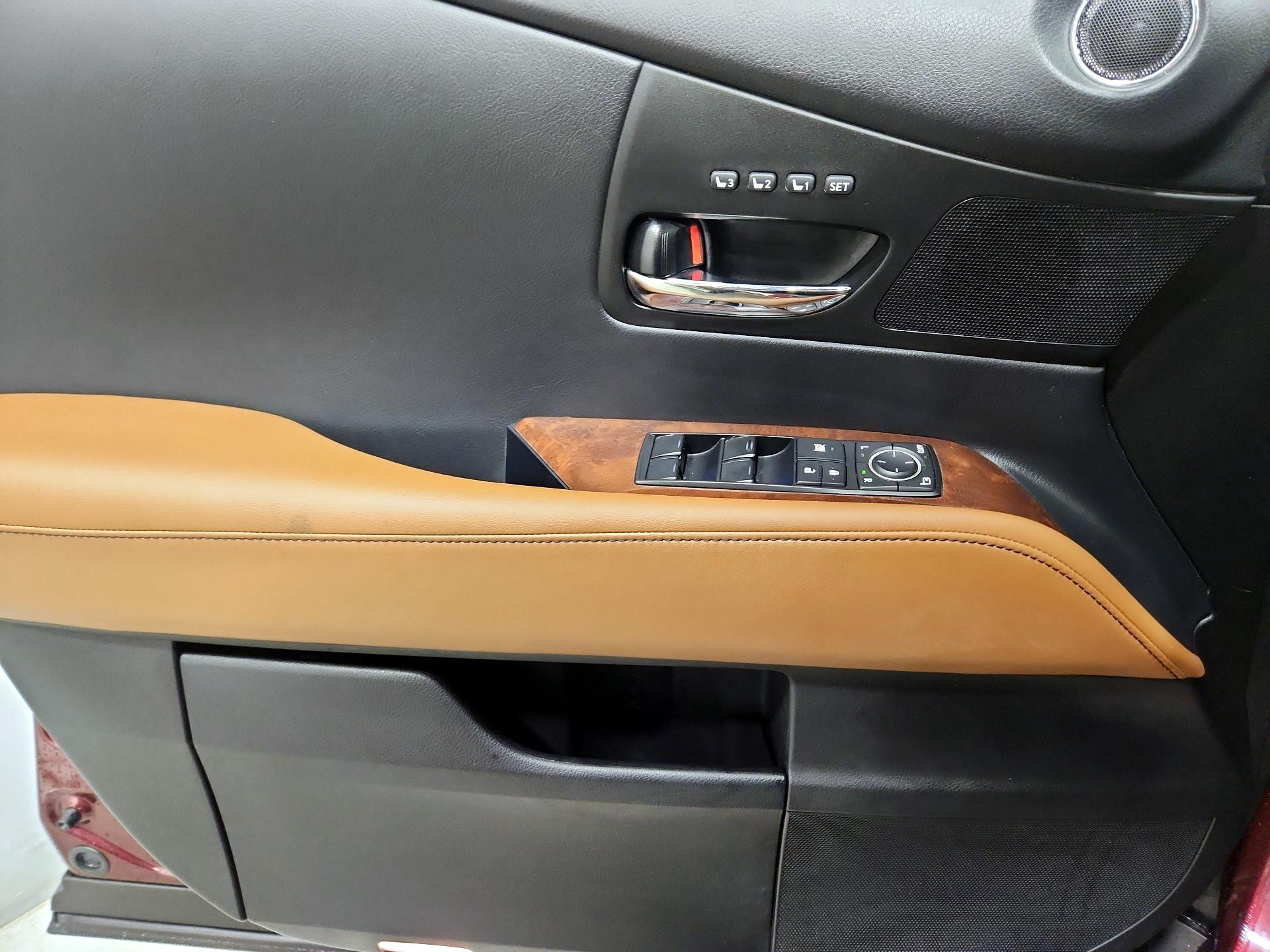 Thumbnail: 2015 Lexus RX - 12