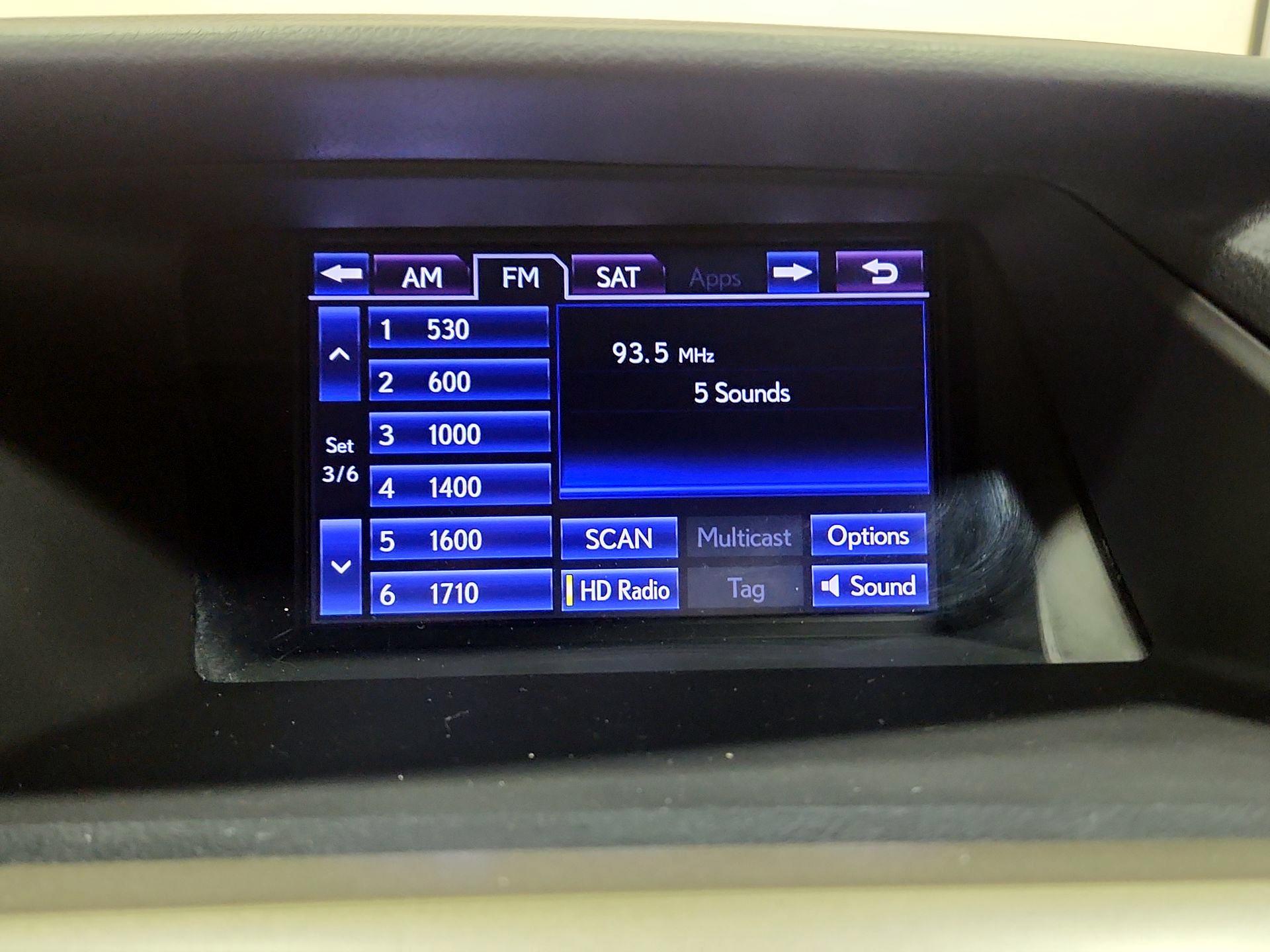 Thumbnail: 2015 Lexus RX - 16