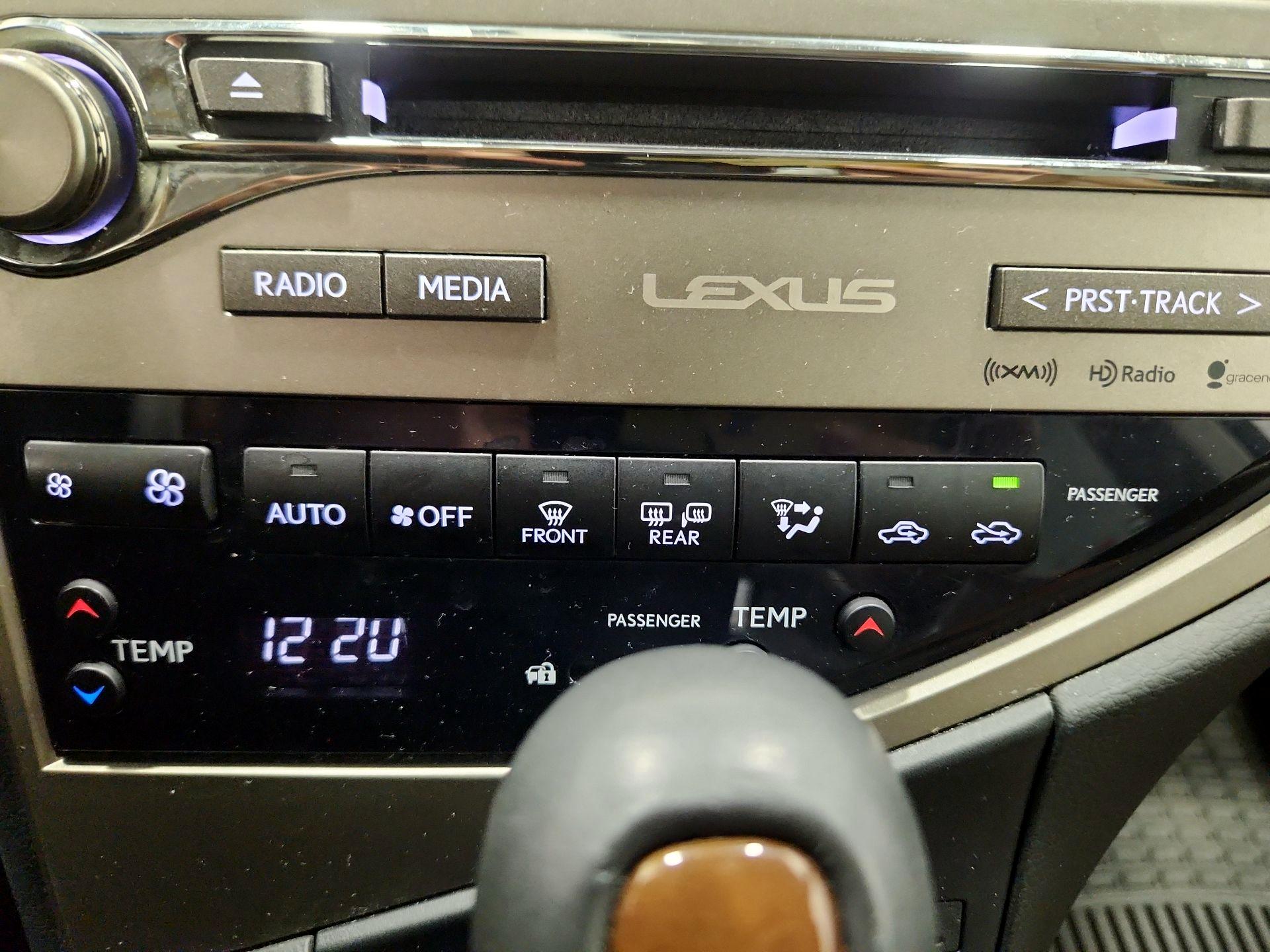 Thumbnail: 2015 Lexus RX - 17