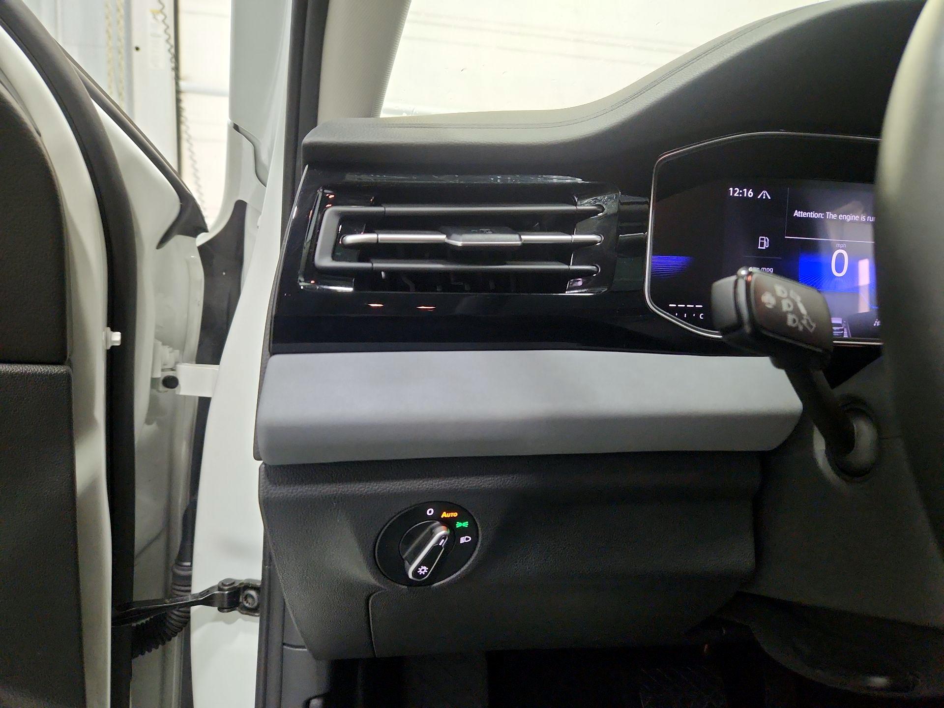 Thumbnail: 2025 Volkswagen Jetta - 13